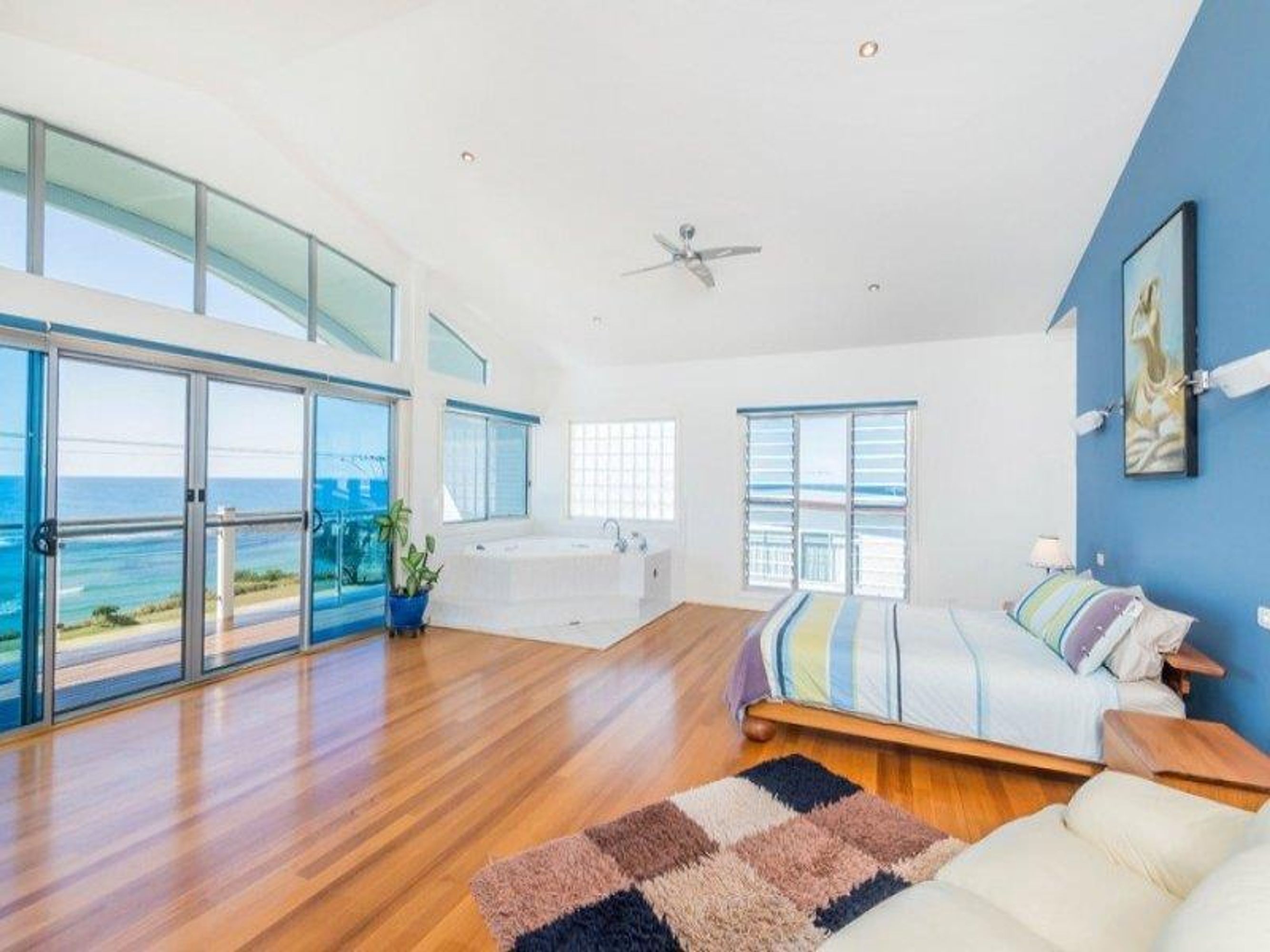 25 Waratah Crescent, Minnie Water - Thumbnail 3
