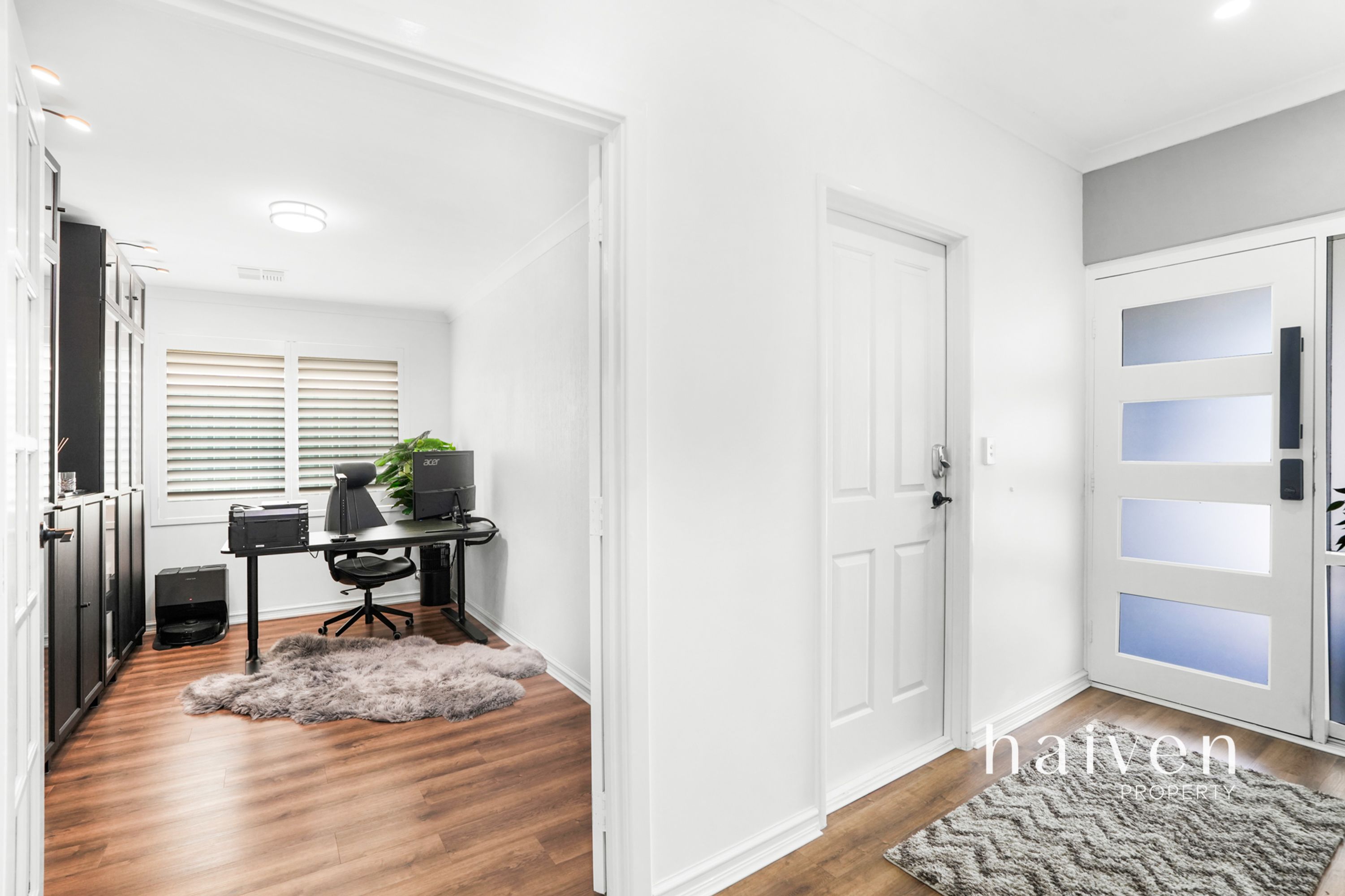 8 Cunnington Way, Queens Park - Thumbnail 3