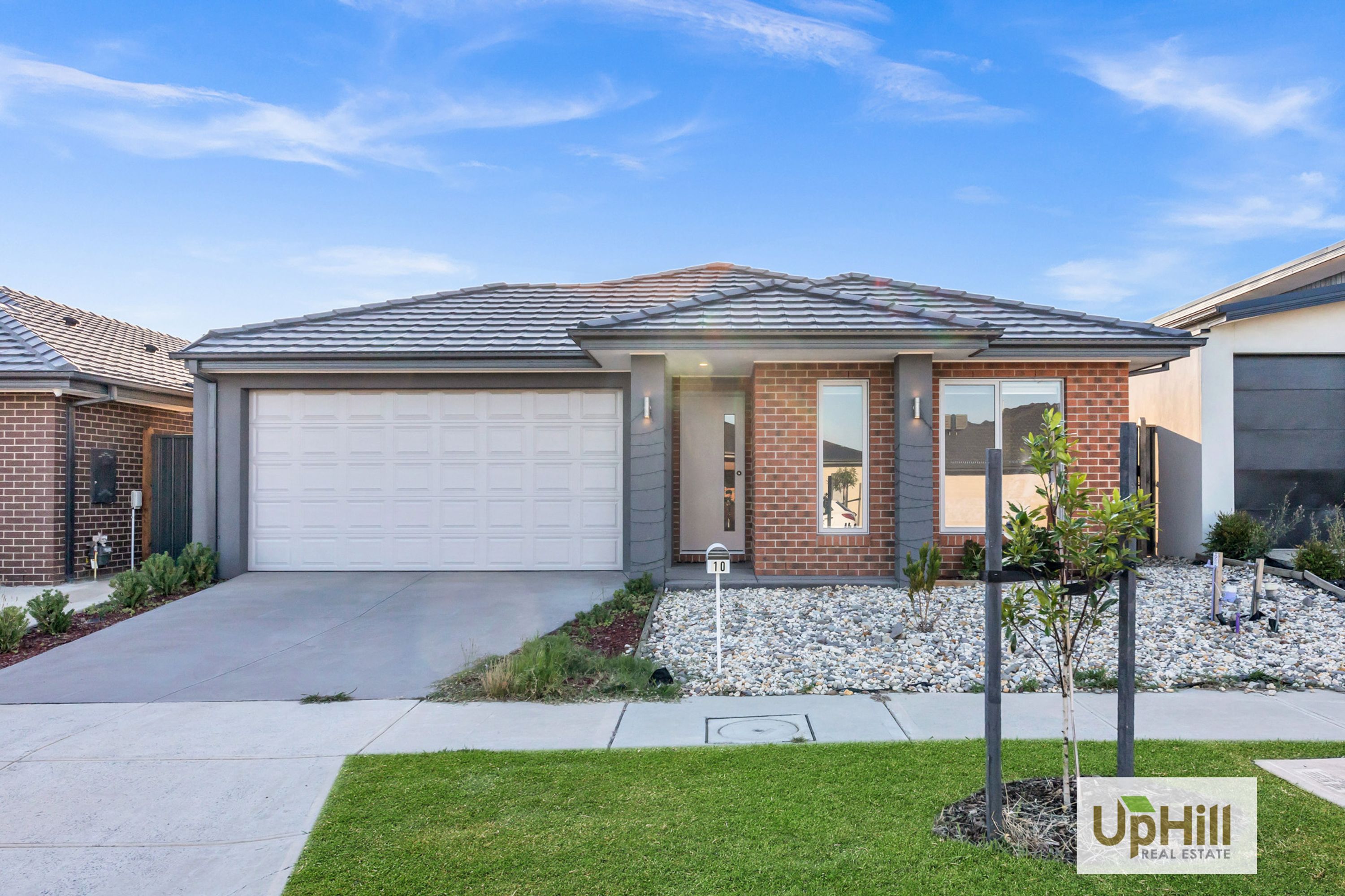 10 Ember Street, Clyde - Image 1