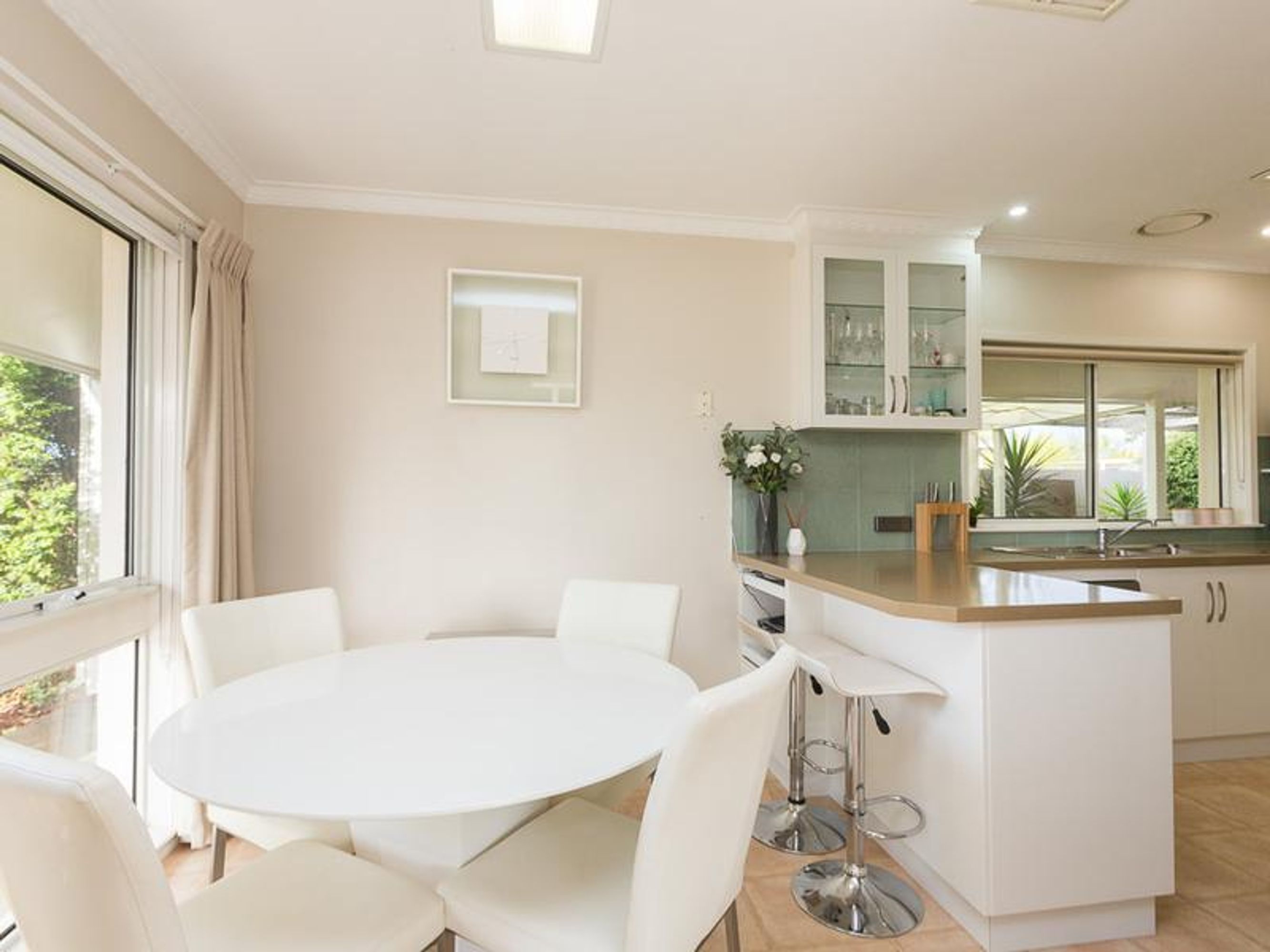 16 Rennison Street, Horsham VIC 3400, Horsham - Thumbnail 2
