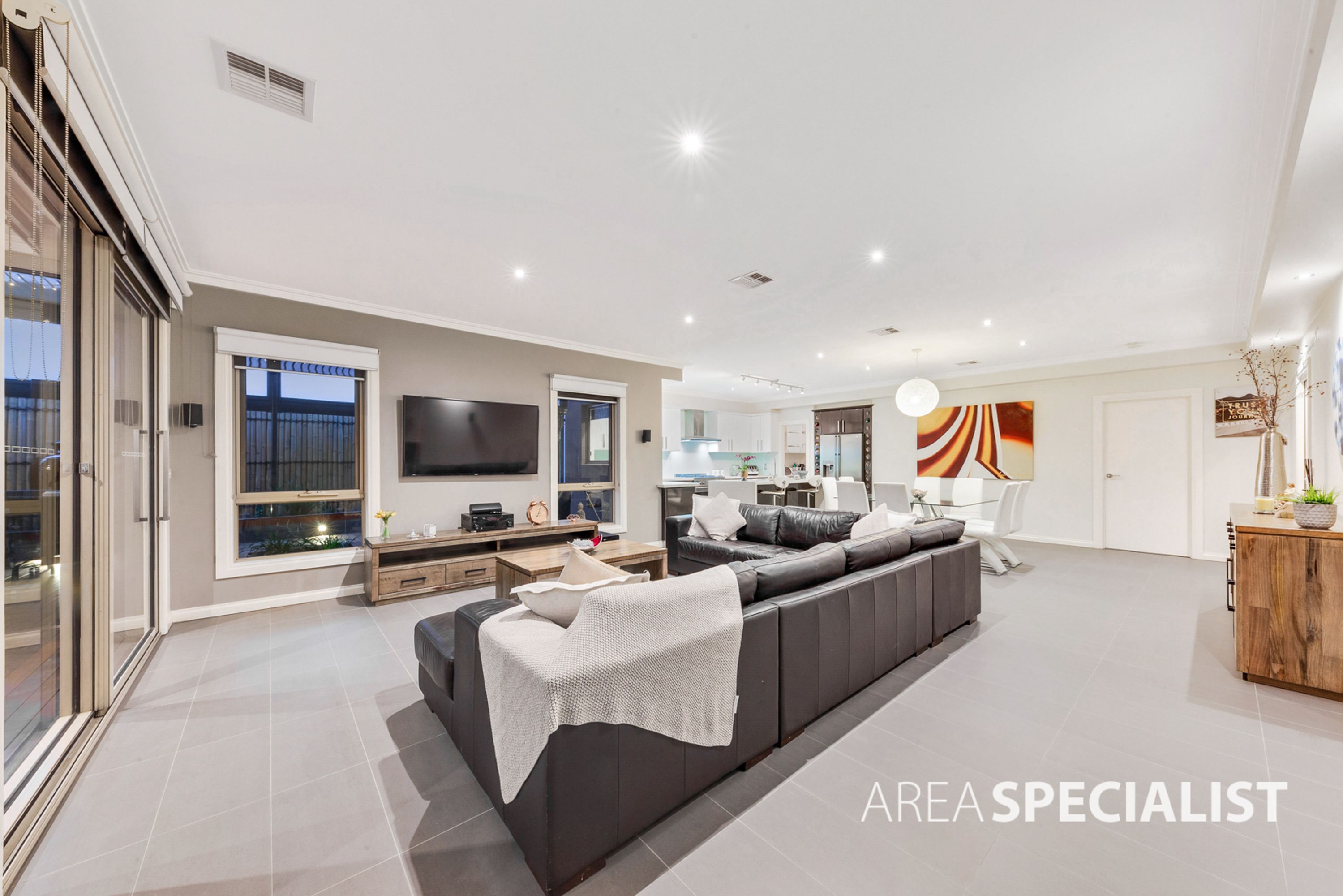 16 Exeter Avenue, Derrimut VIC 3026, Derrimut - Thumbnail 5