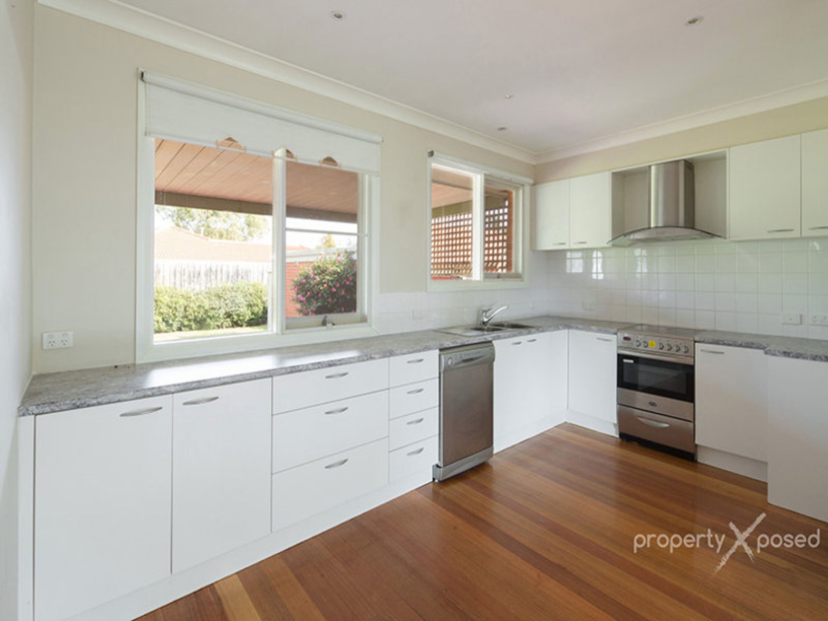 8 Karingal Crescent, Aspendale - Thumbnail 3