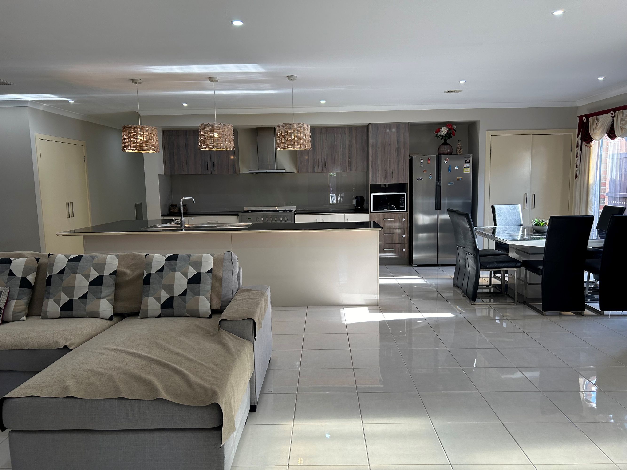 31 Winchcombe Way, Cranbourne North - Thumbnail 5