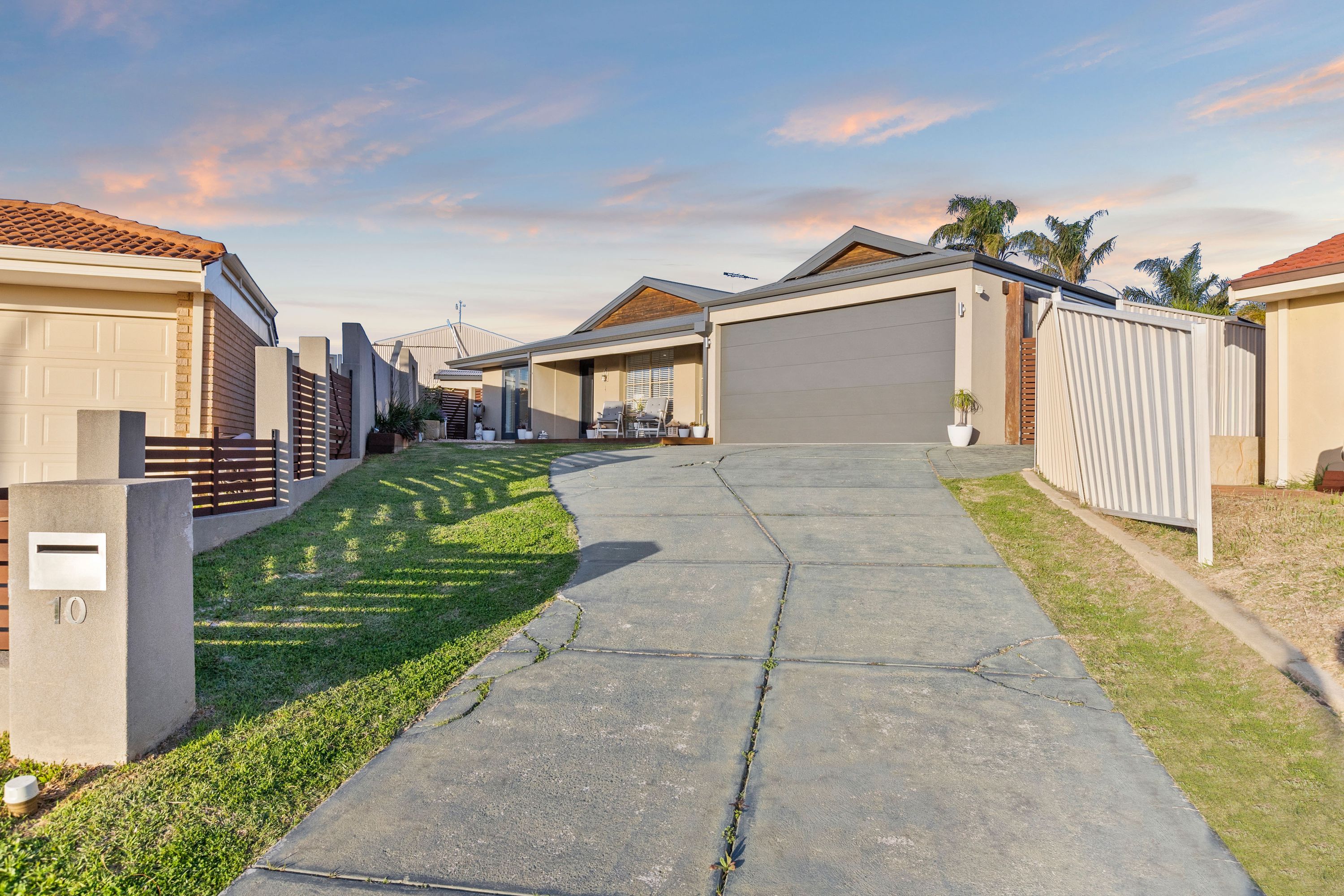 10 Tebb Mews, Clarkson - Thumbnail 2