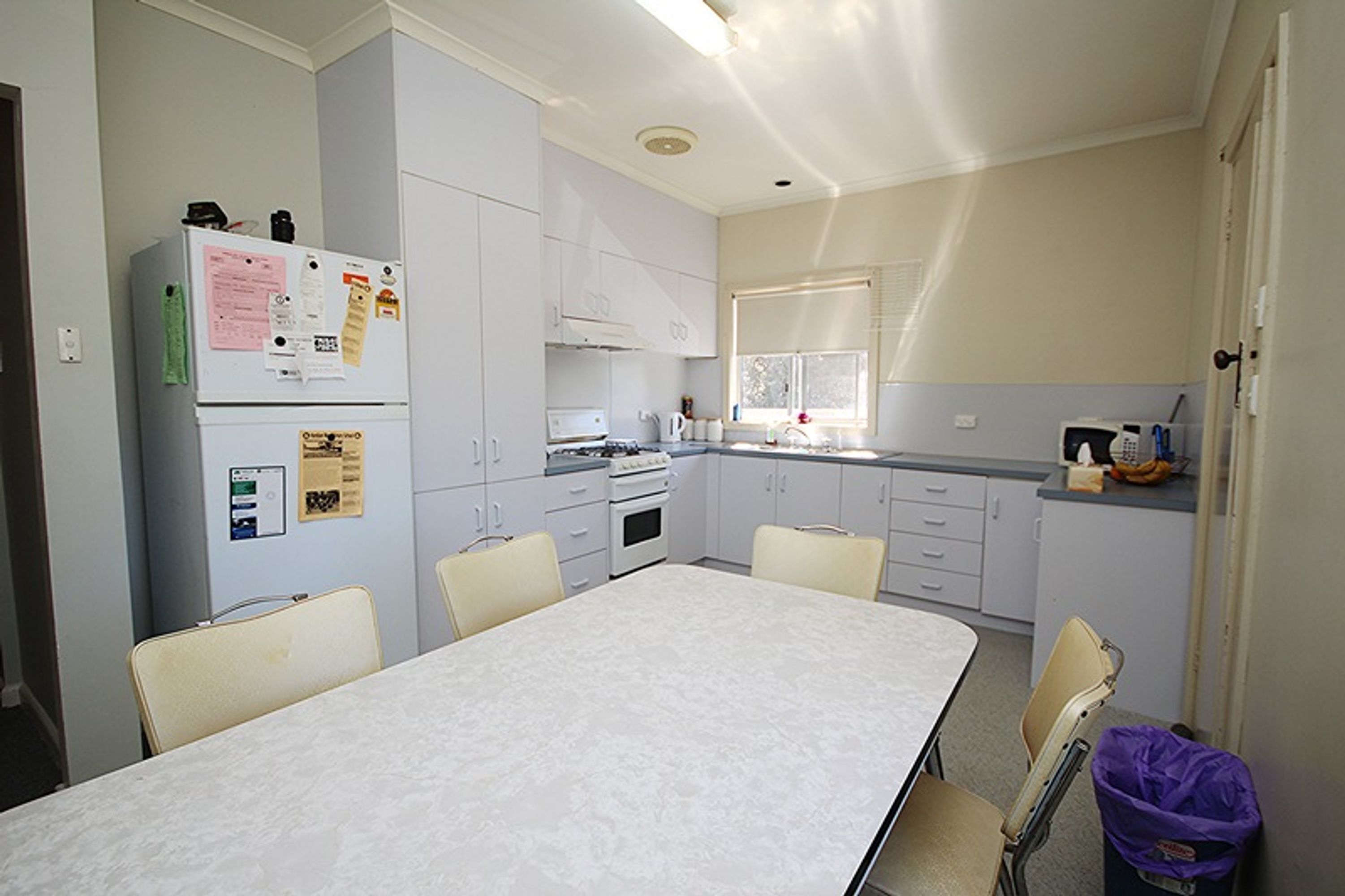 17 Philip Street, Horsham VIC 3400, Horsham - Thumbnail 3