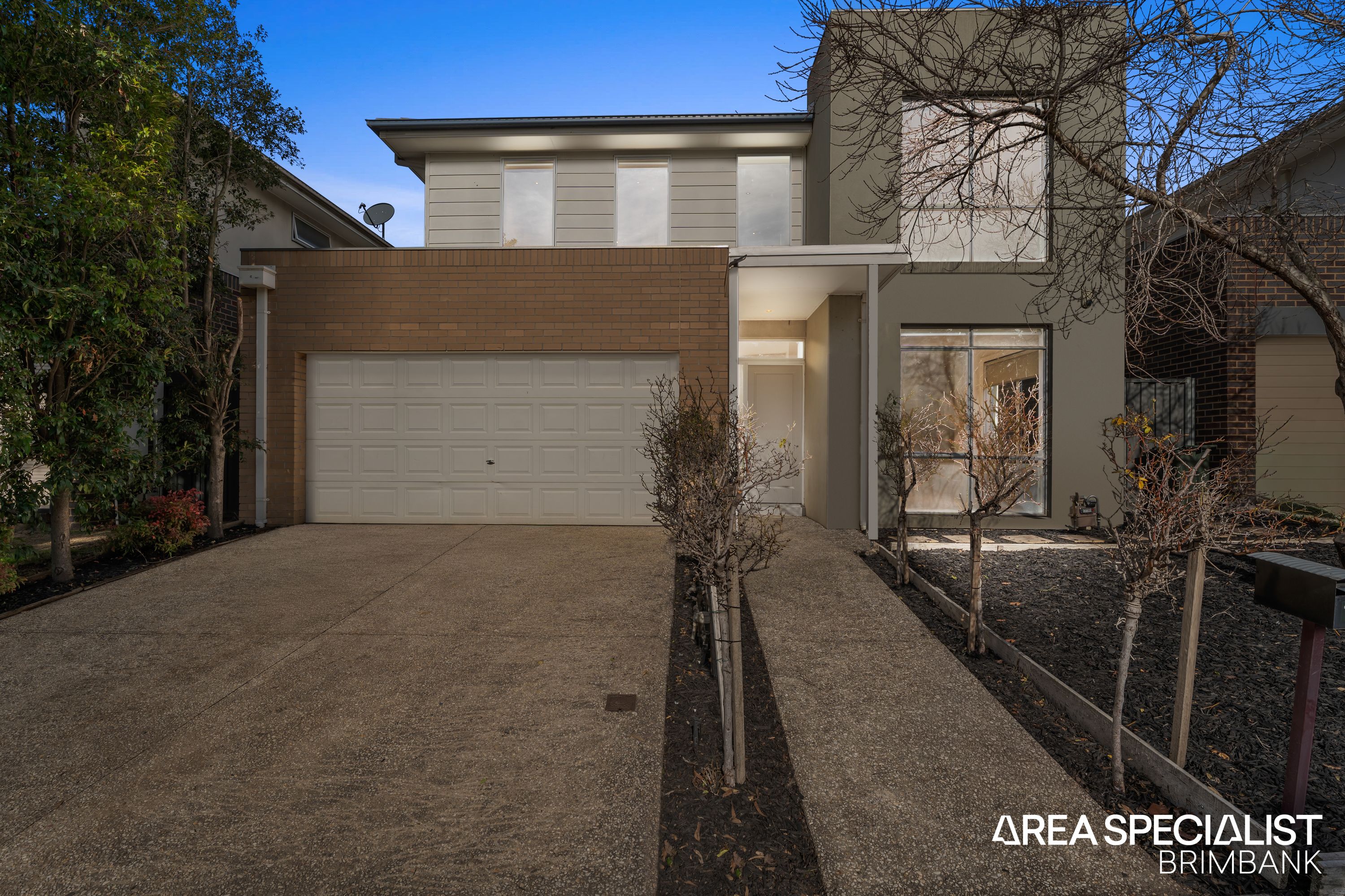 10 Chlosam Court, Cairnlea, Cairnlea - Image 1