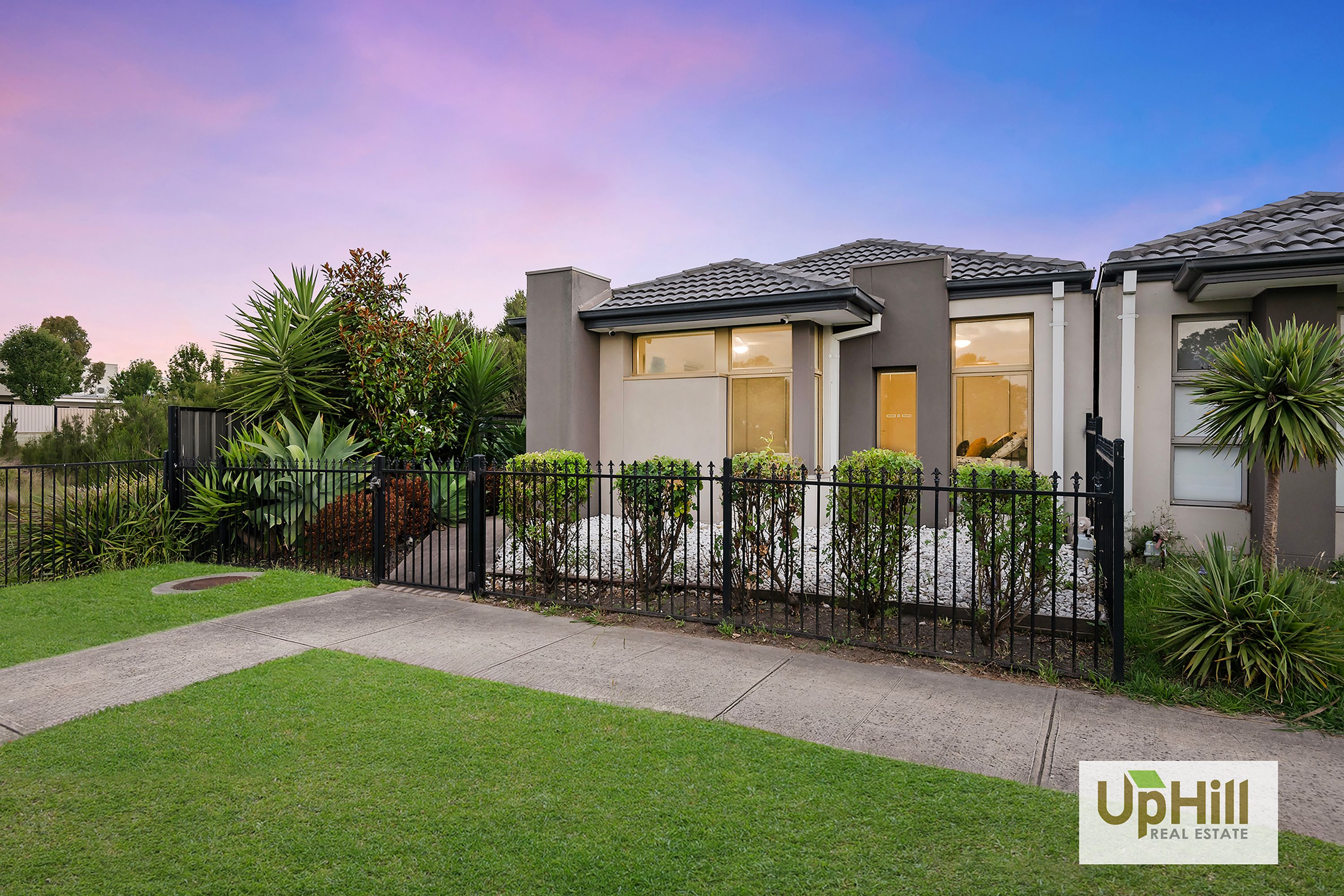 33 Timble Way, Clyde North - Thumbnail 2