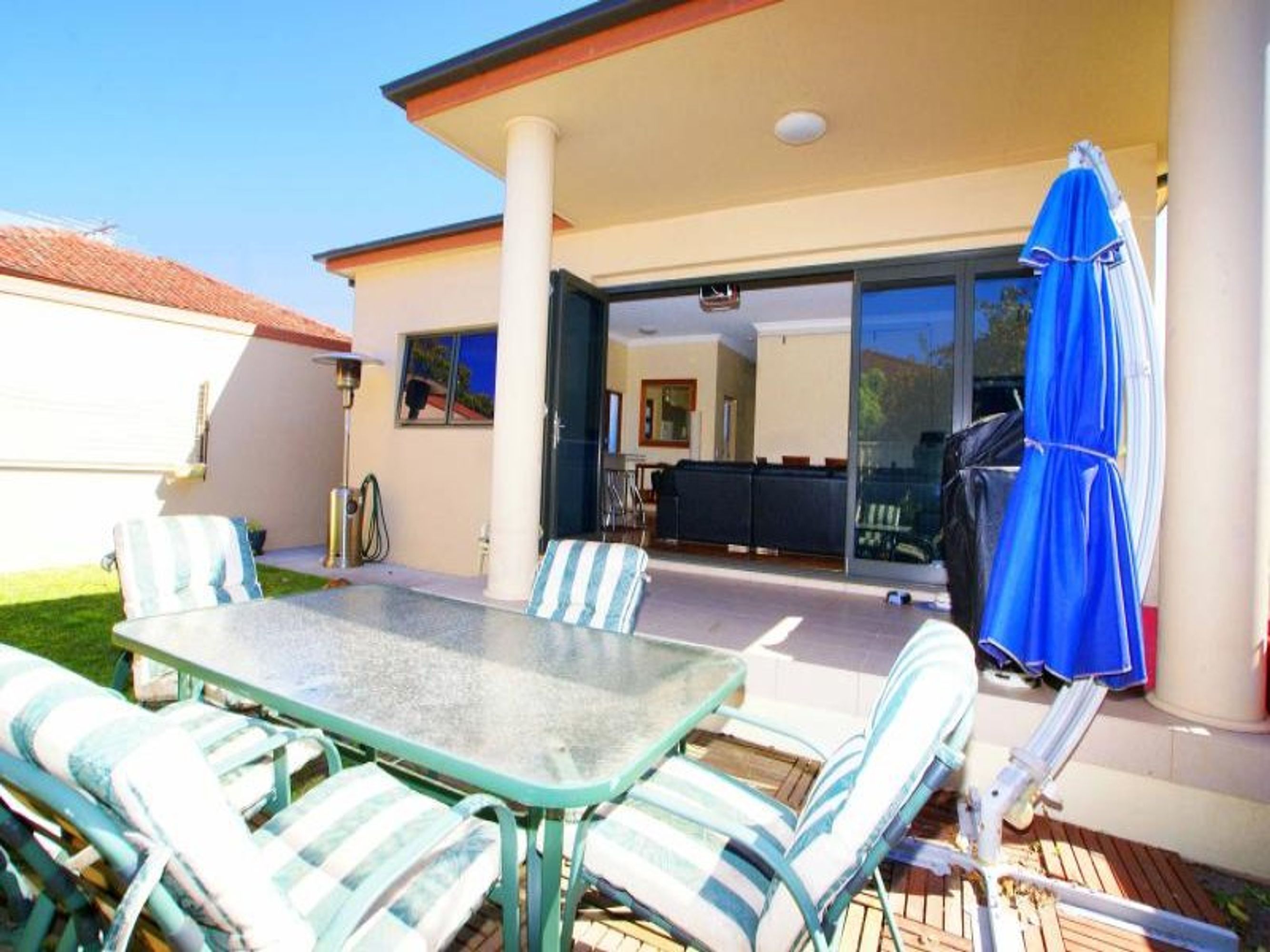 18B Chuter Ave, Monterey, Monterey - Thumbnail 2