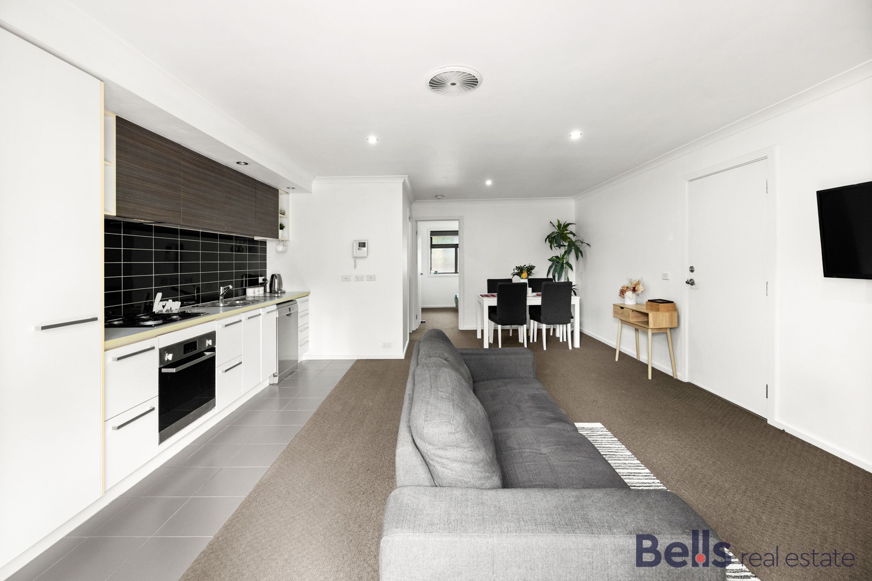 5/8 Sierra Avenue, Sunshine West - Thumbnail 4