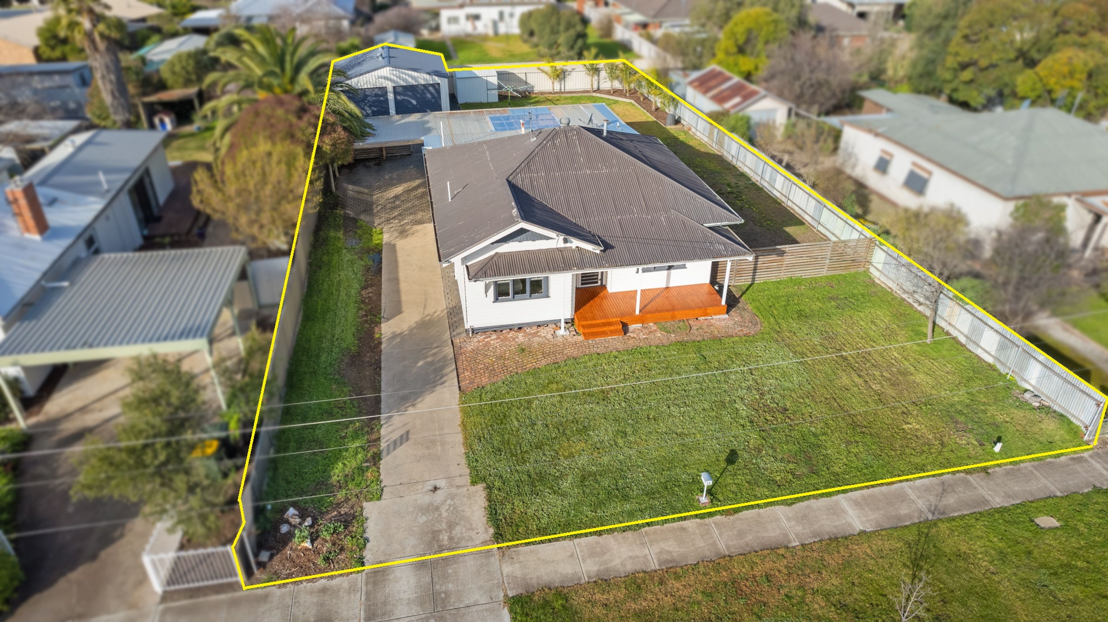 12 Valentine Avenue, Horsham VIC 3400, Horsham - Thumbnail 2