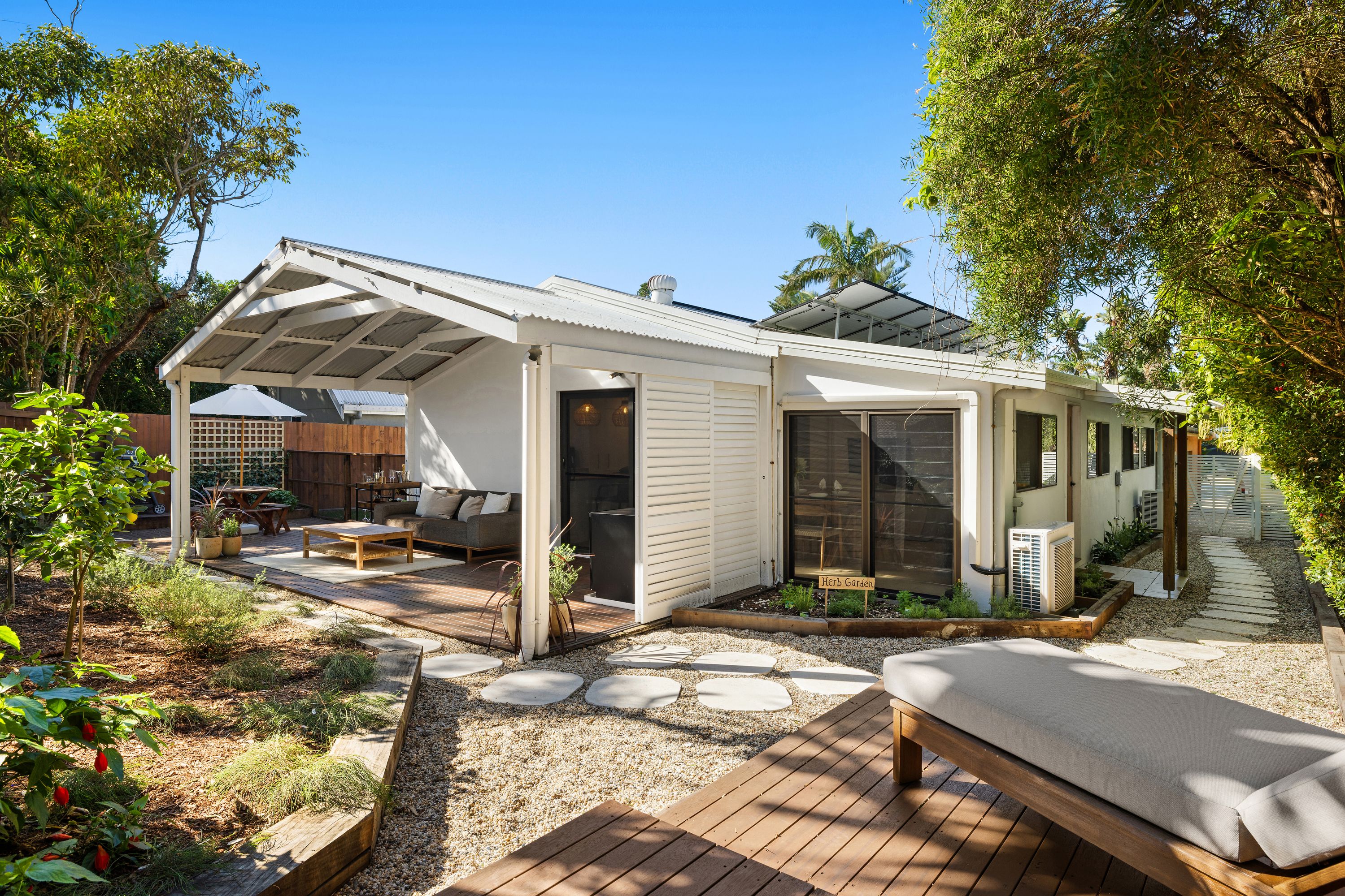 2/14 Brandon Street
