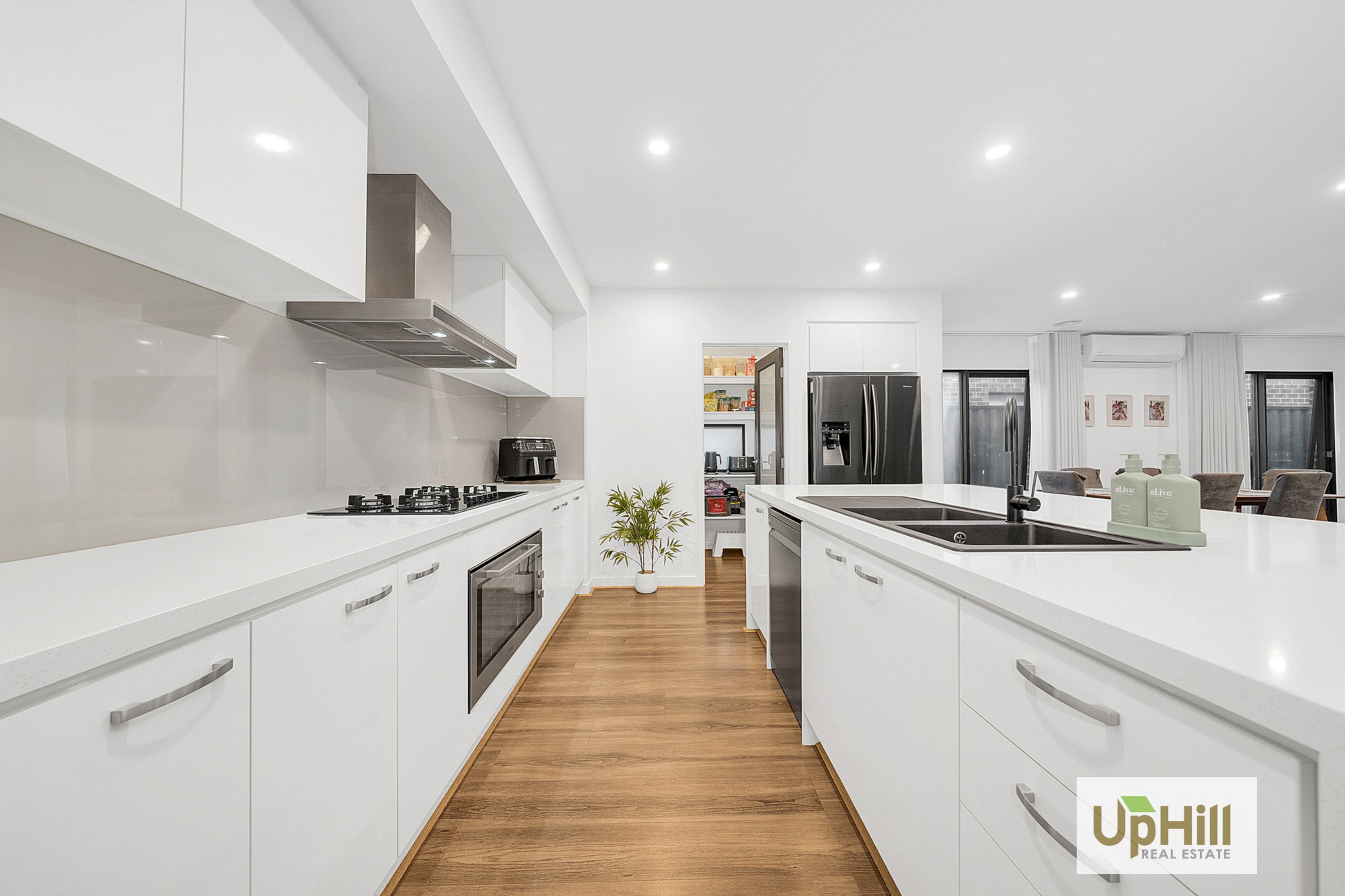 36 Bellhaven Circuit, Clyde North - Thumbnail 7
