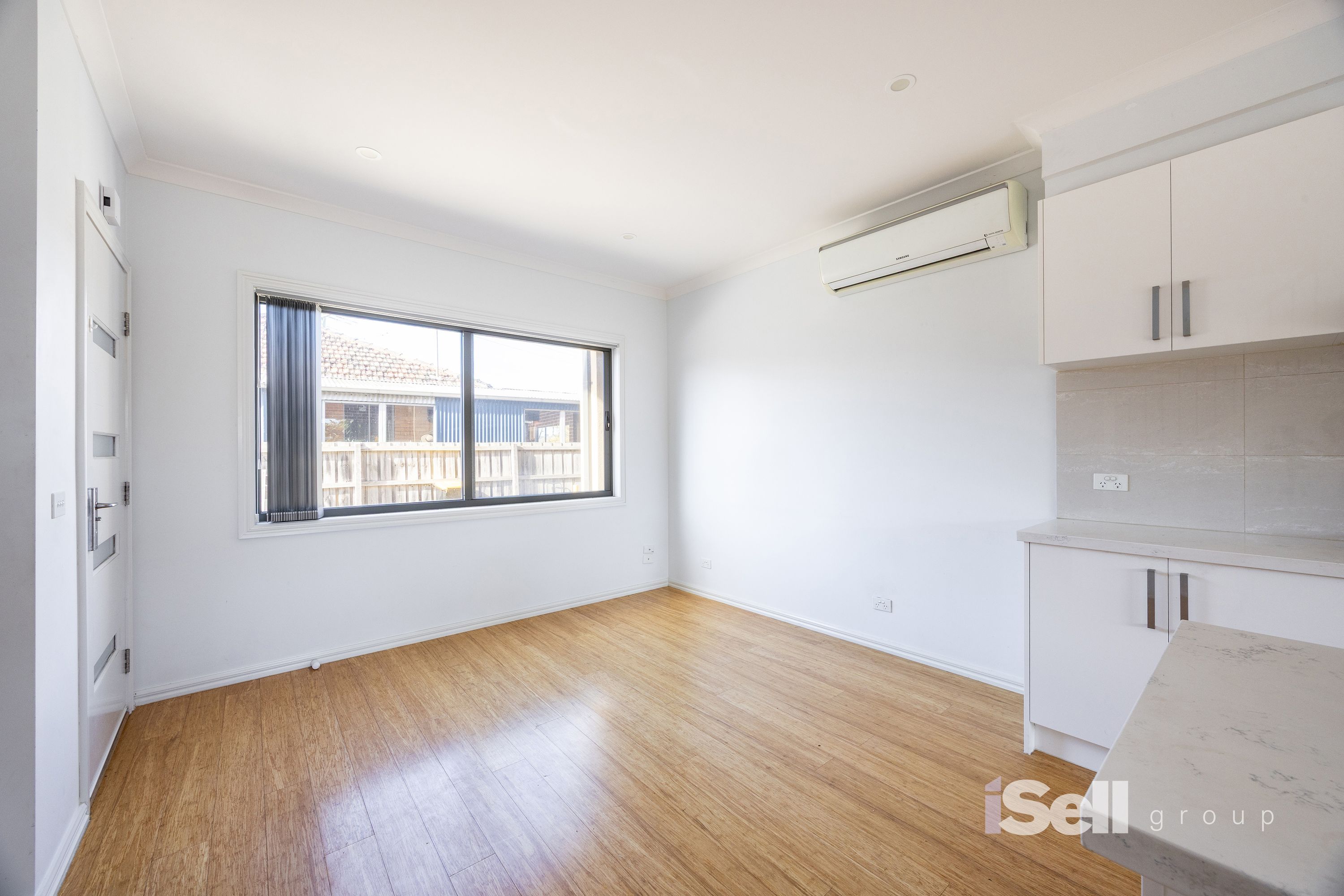 2/31 Lightwood Road, Springvale - Thumbnail 3