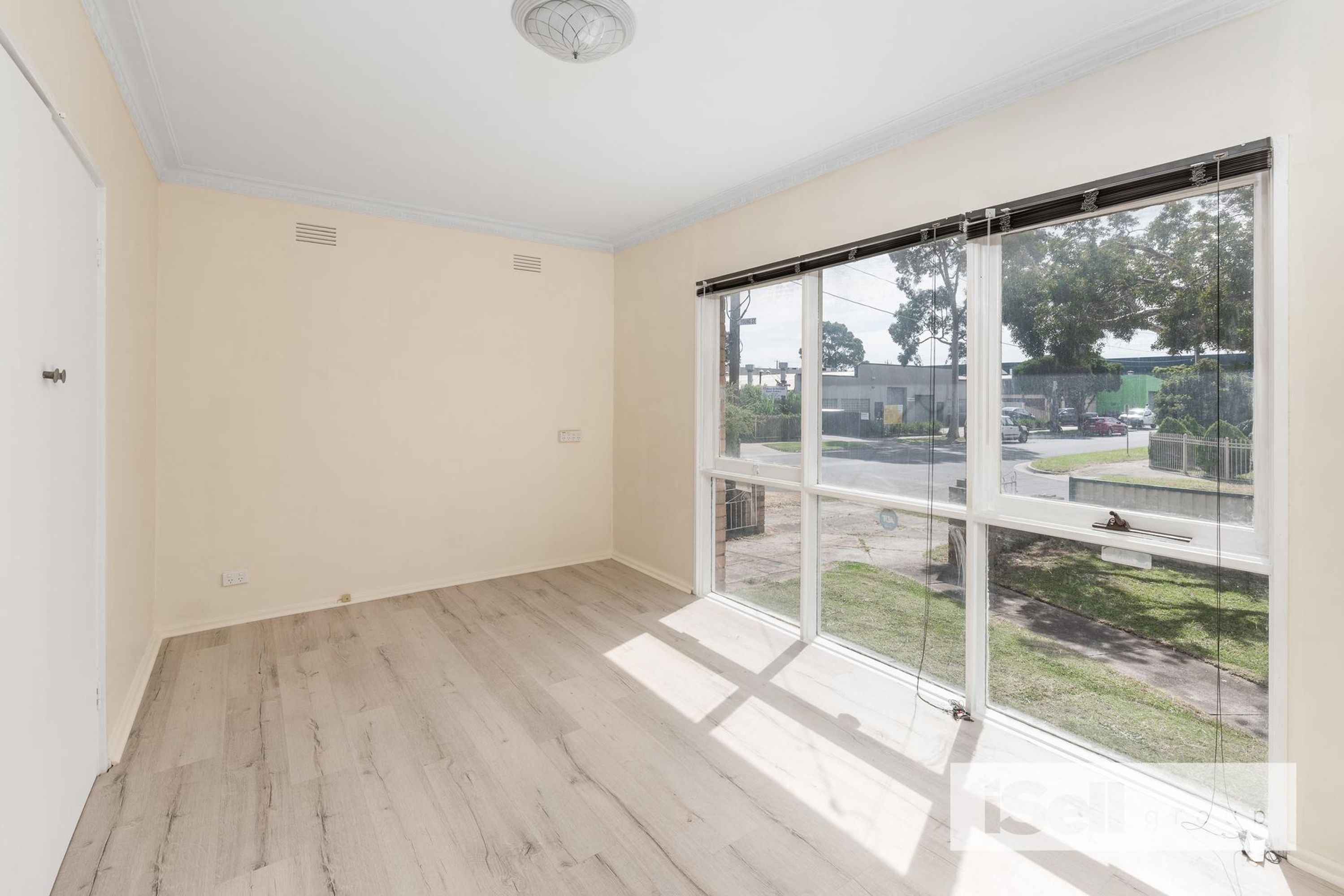 18 Young Street, Springvale - Thumbnail 8