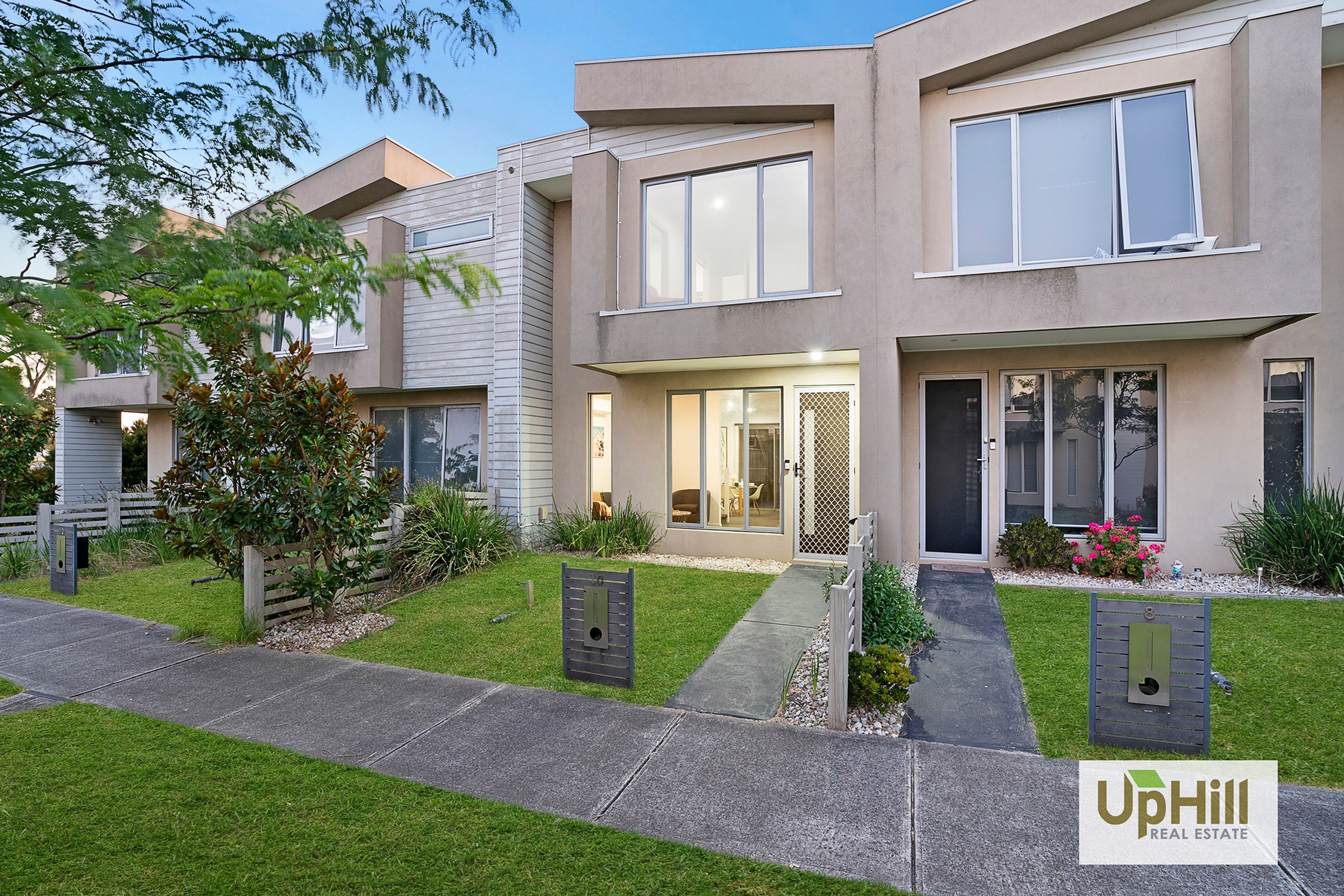 10 Aviara Walk, Cranbourne - Thumbnail 2