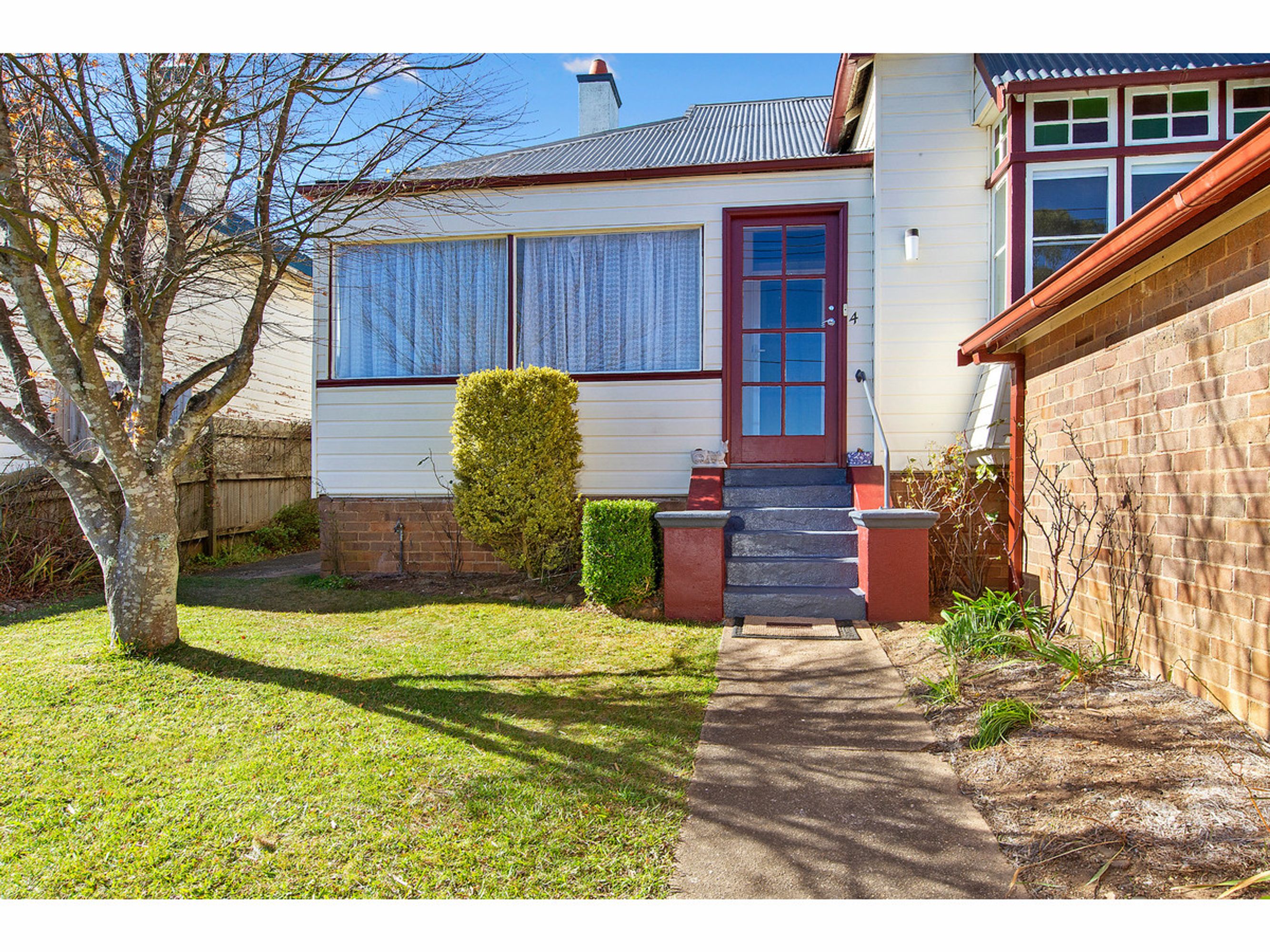 4 Darley Street, Katoomba - Thumbnail 2