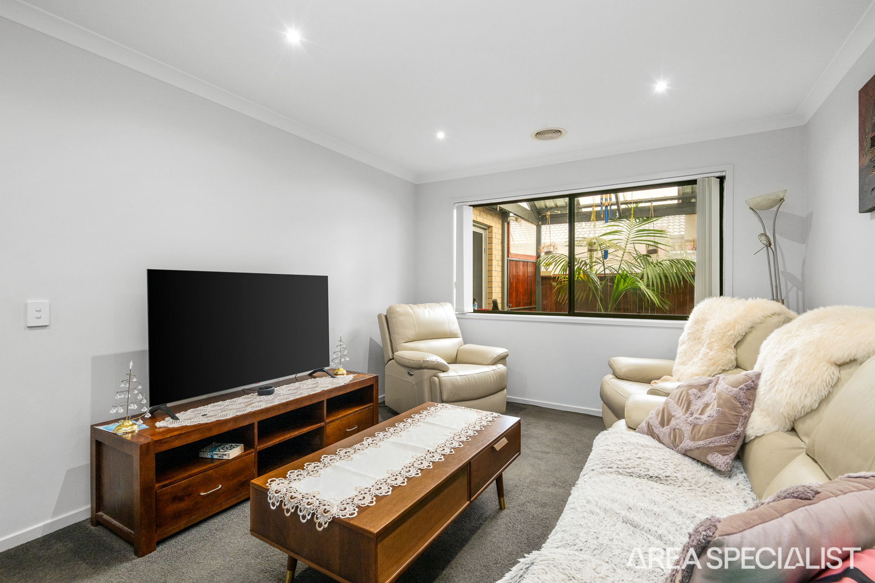 13 Uneta Court, Lovely Banks VIC 3213, Lovely Banks - Thumbnail 2
