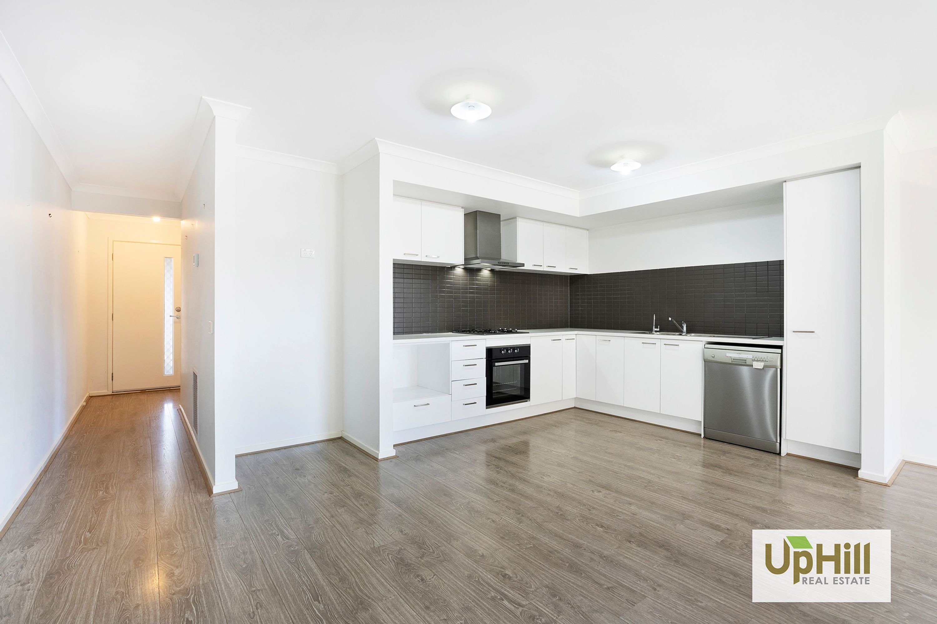15 Savage Way, Clyde North - Thumbnail 2