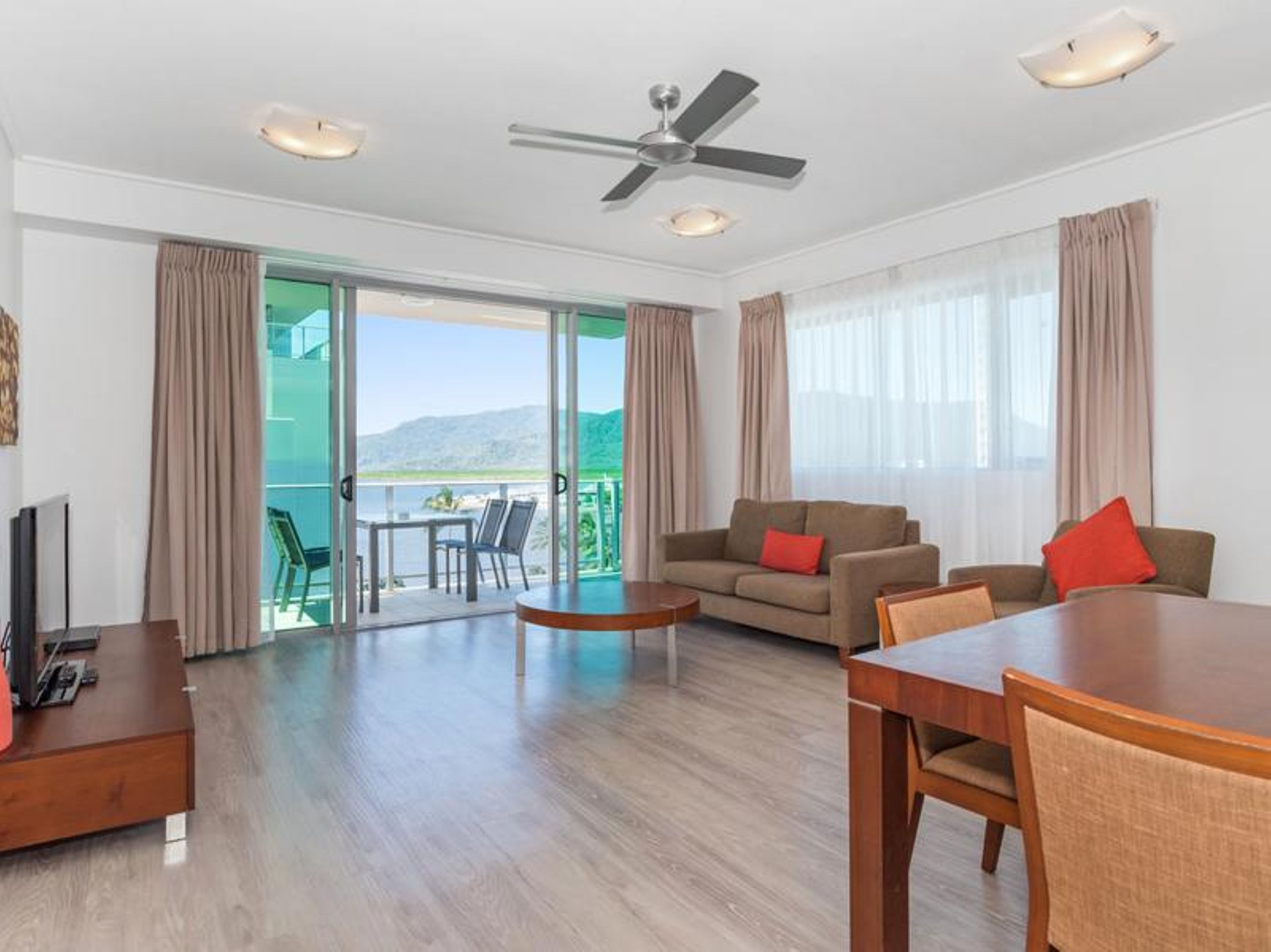 2 Aplin Street, Cairns City - Thumbnail 2