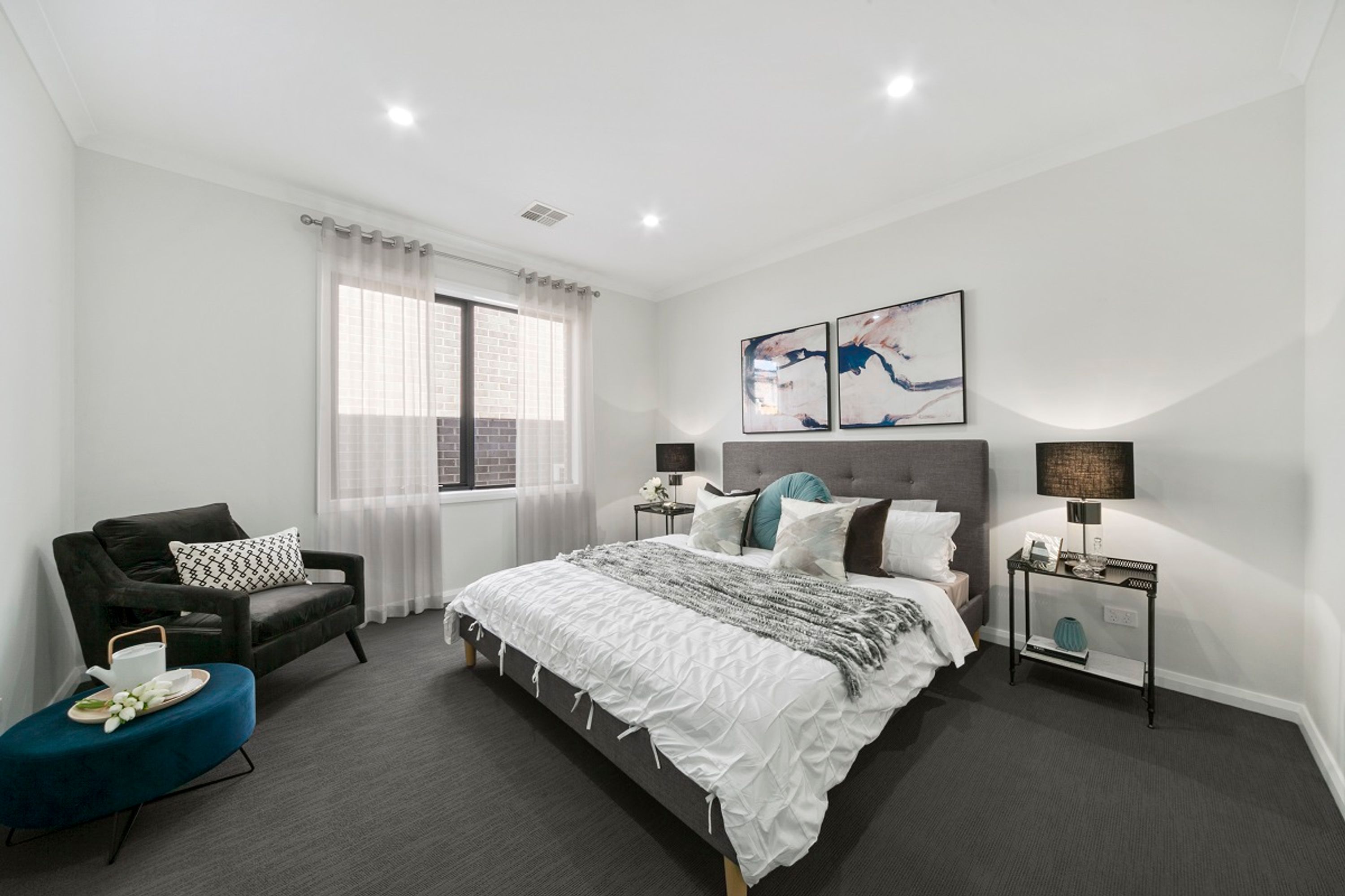 28 MURPHY STREET, Clyde North - Thumbnail 3