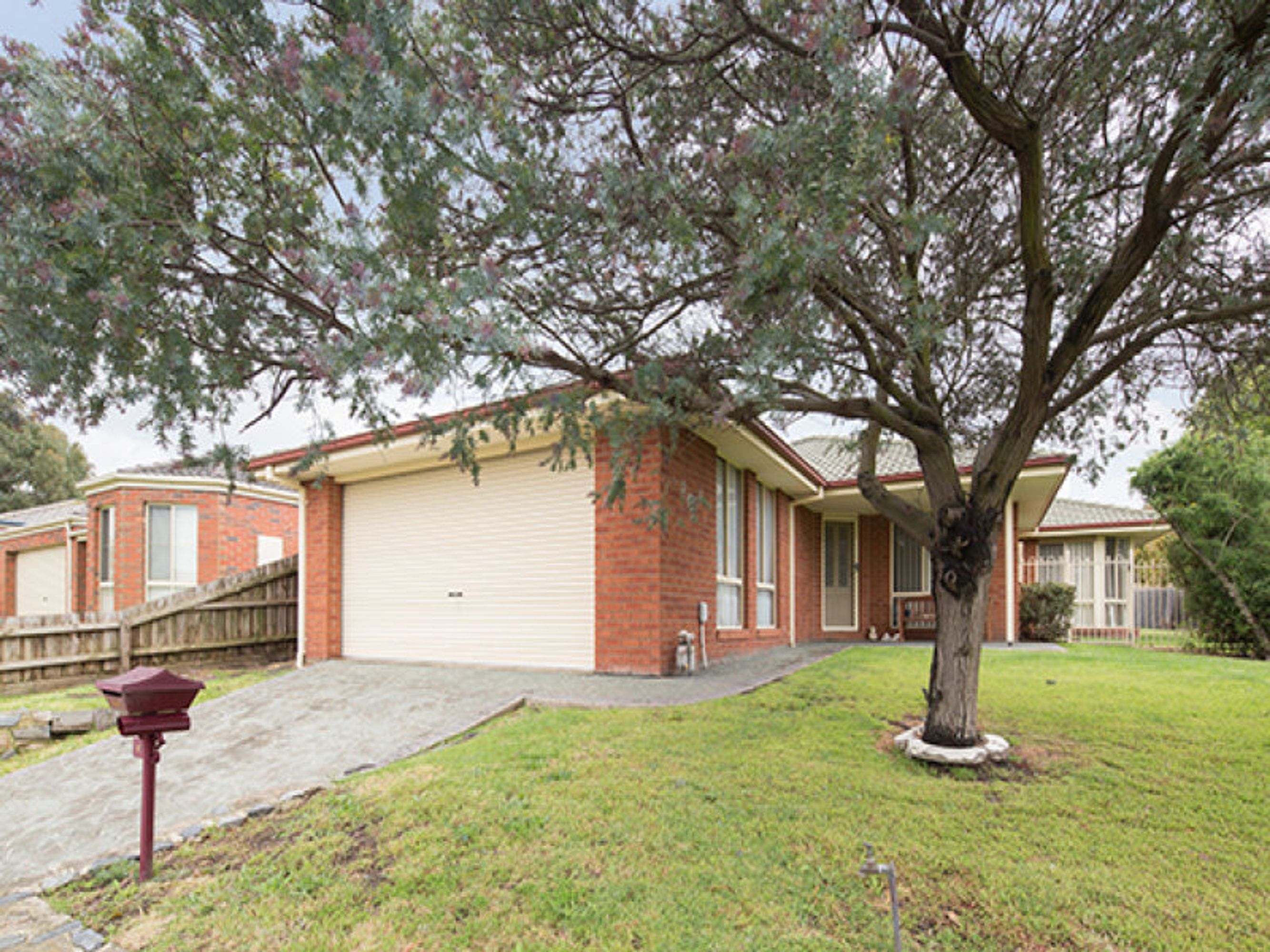 10 Wintersun Road, Berwick - Image 1