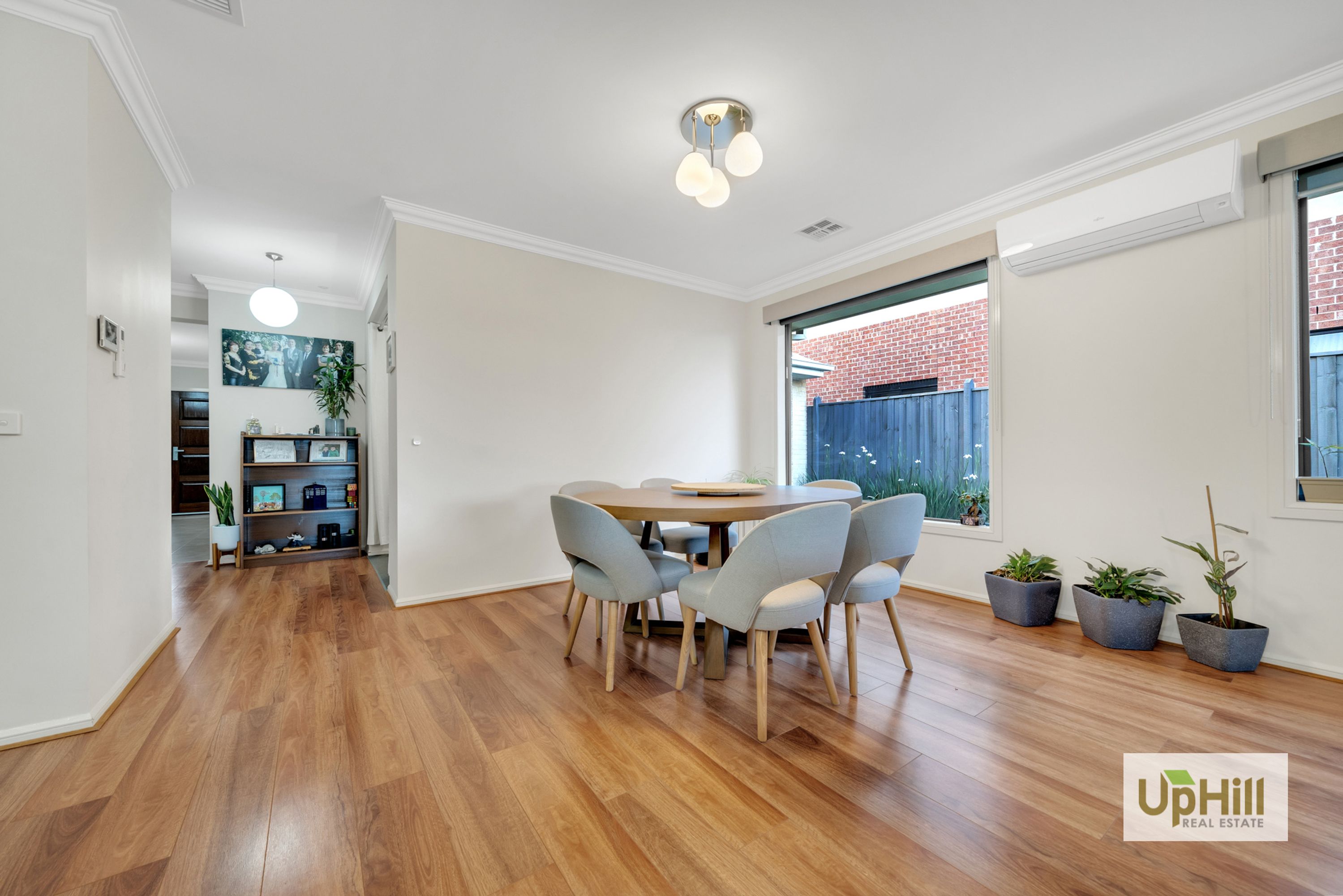 8 Elsey Way, Clyde North - Thumbnail 6