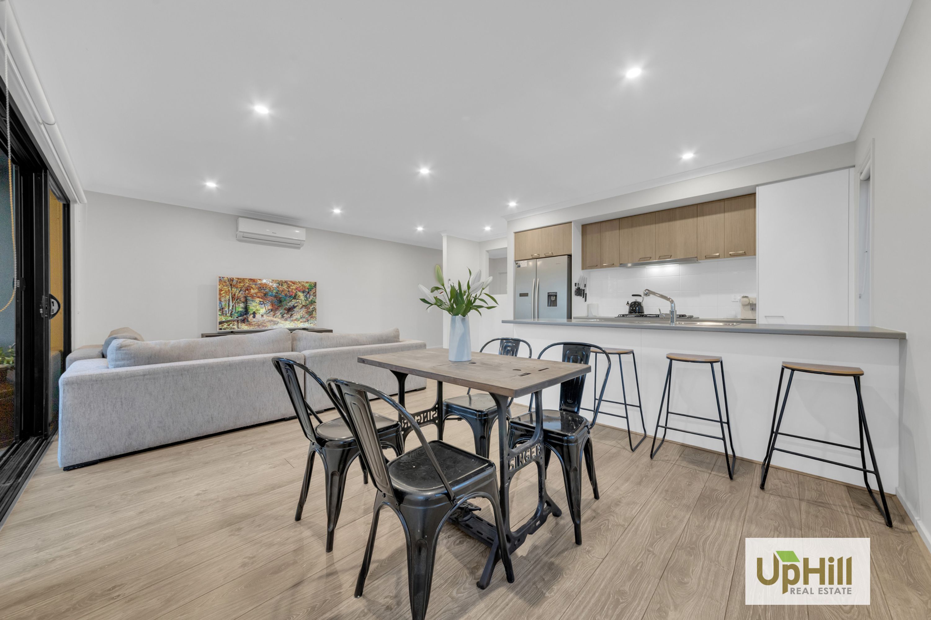 4 Coorabulka Walk, Clyde North - Thumbnail 8