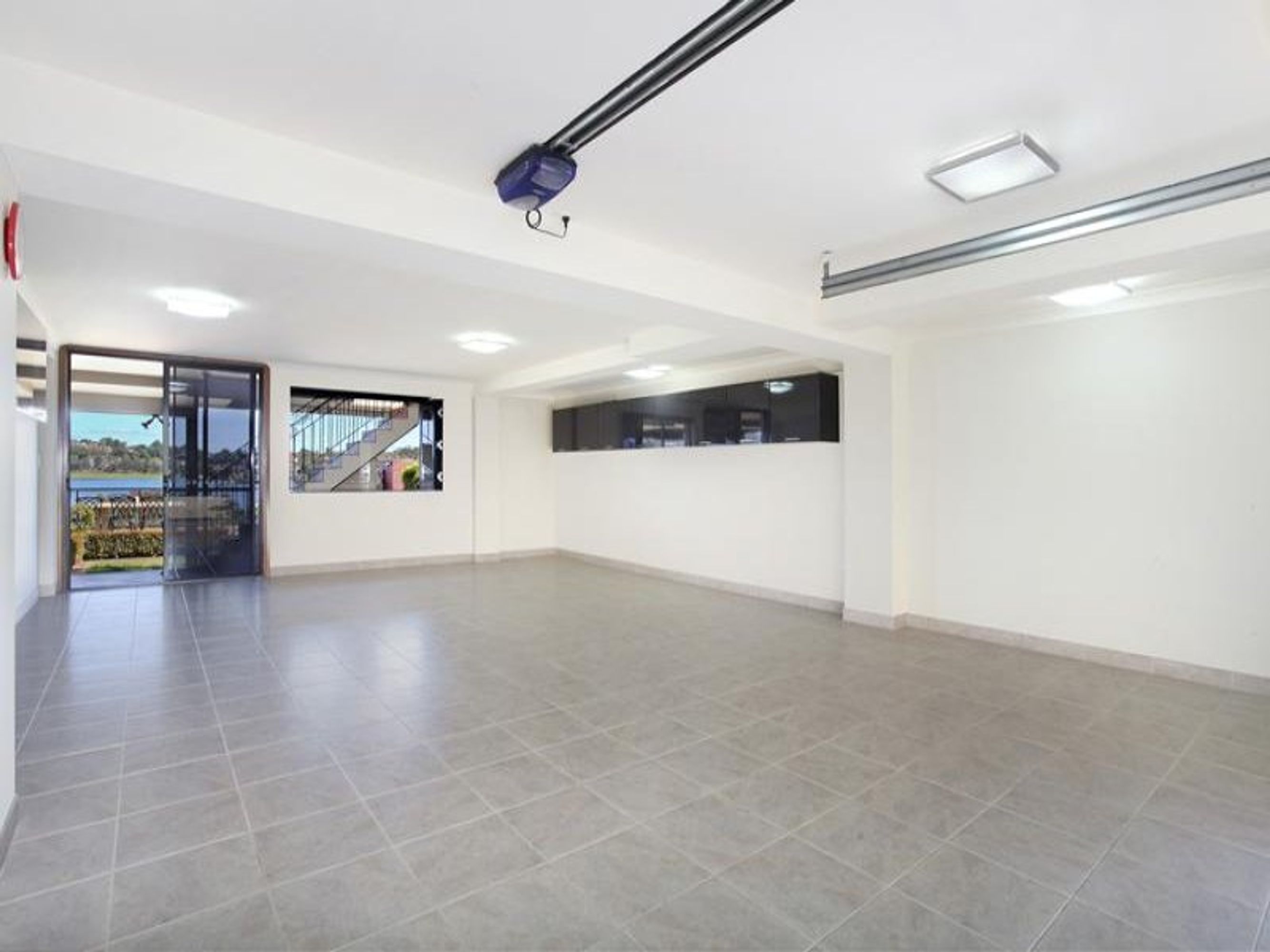 97 The Promenade, Sans Souci - Thumbnail 7