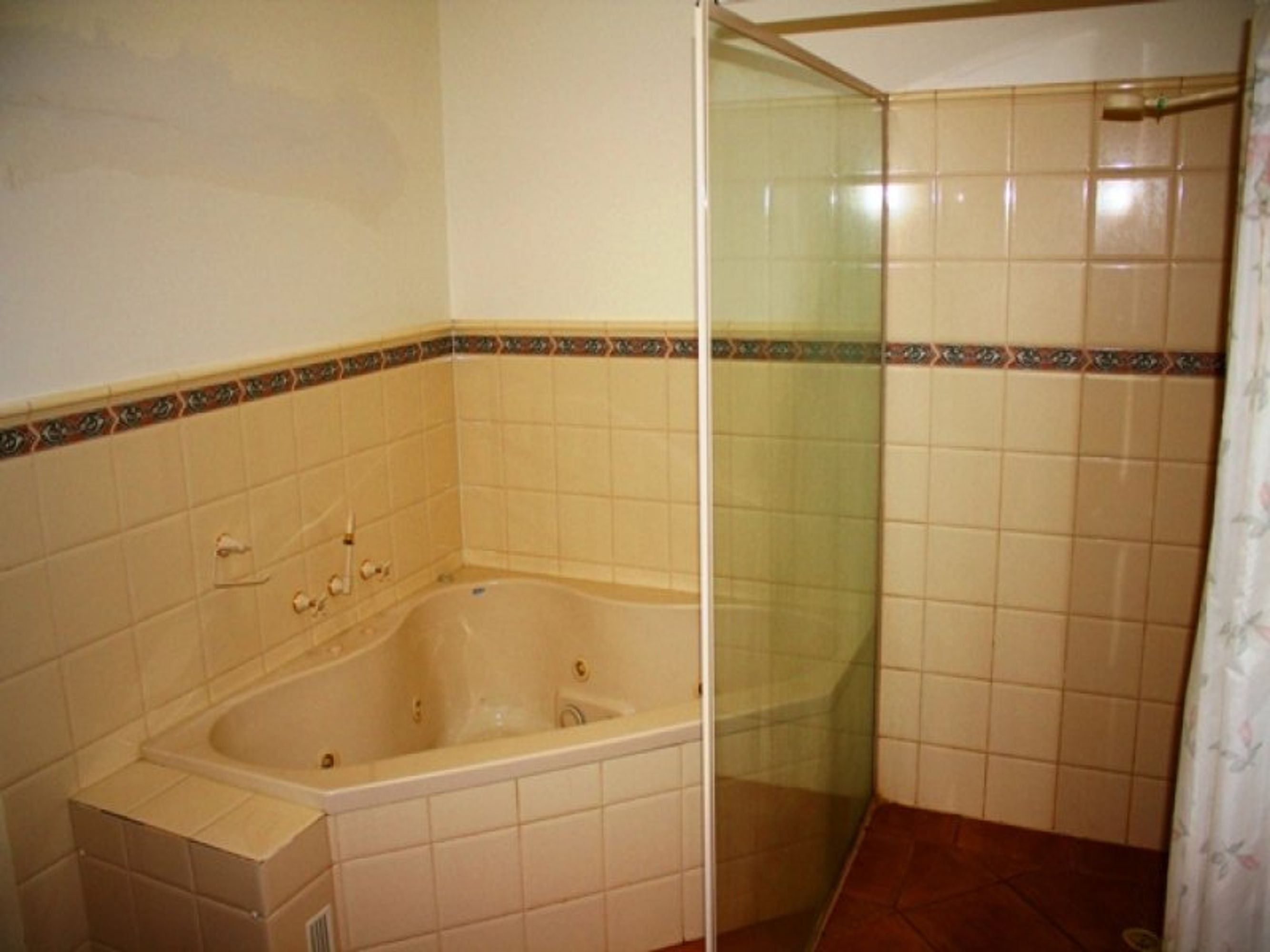 16 Davis Avenue, Nhill VIC 3418, Nhill - Thumbnail 3