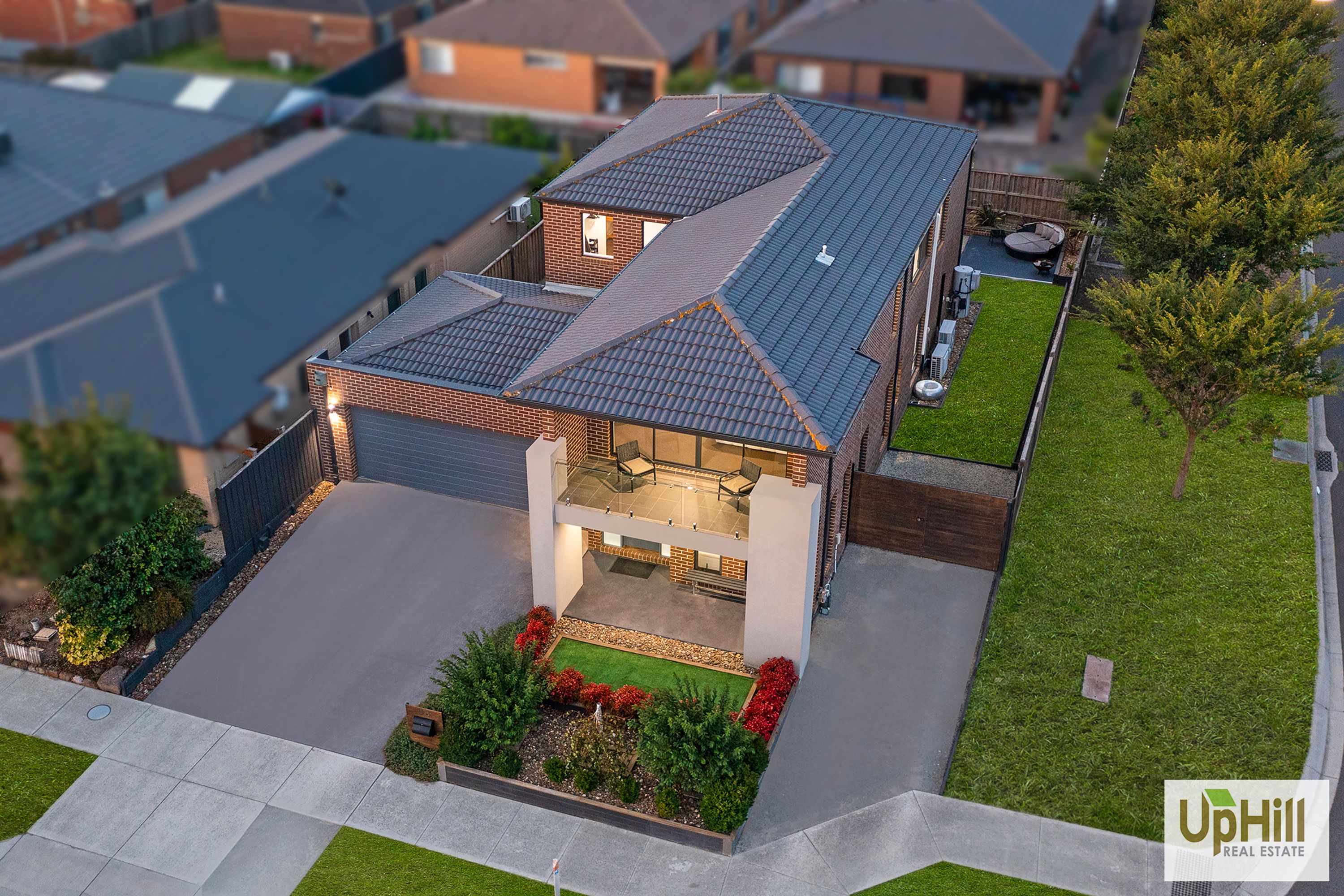 58 Elmtree Crescent, Clyde North - Thumbnail 2