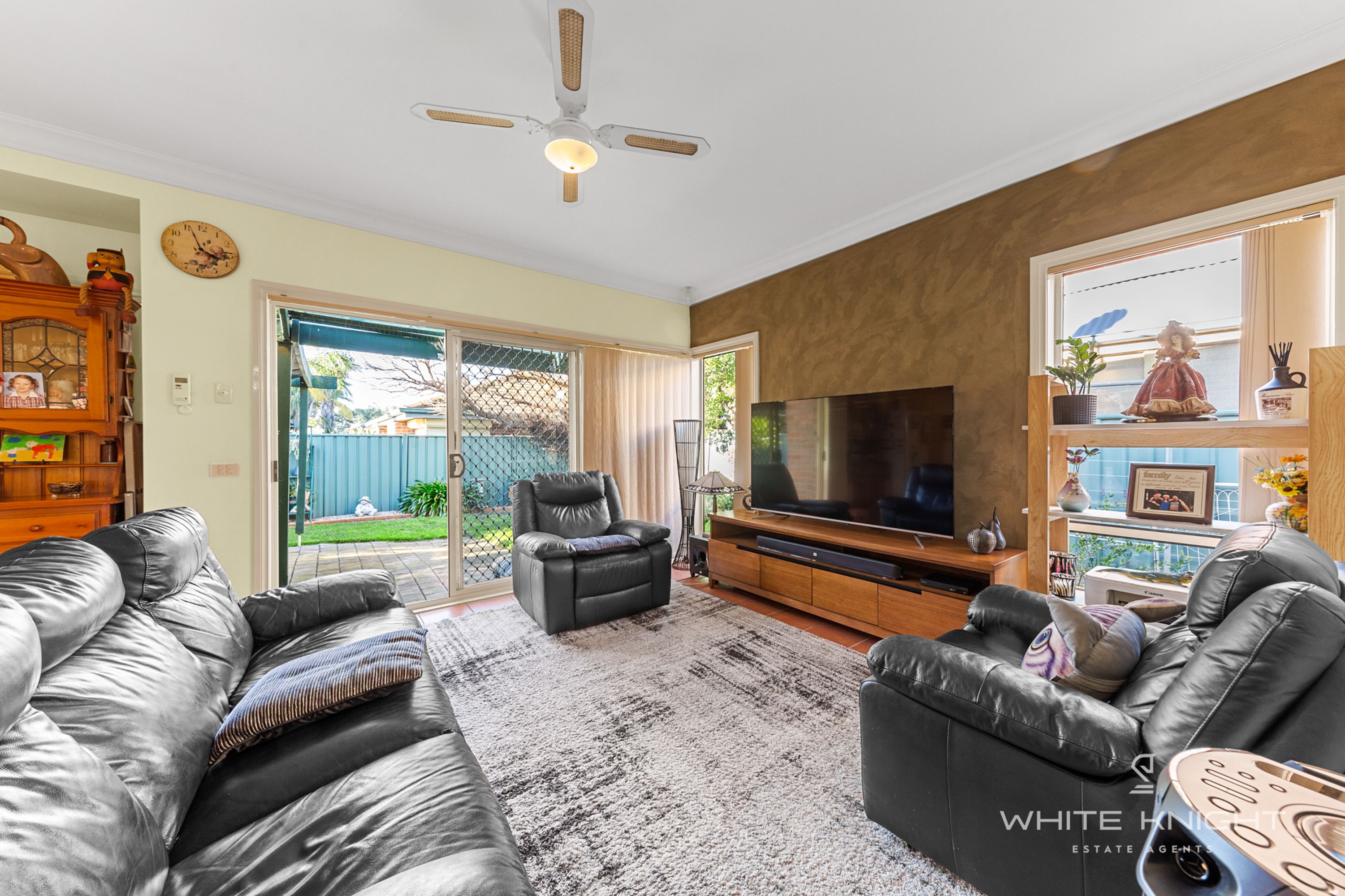 15 Sidney Place, Caroline Springs VIC 3023, Caroline Springs - Thumbnail 5