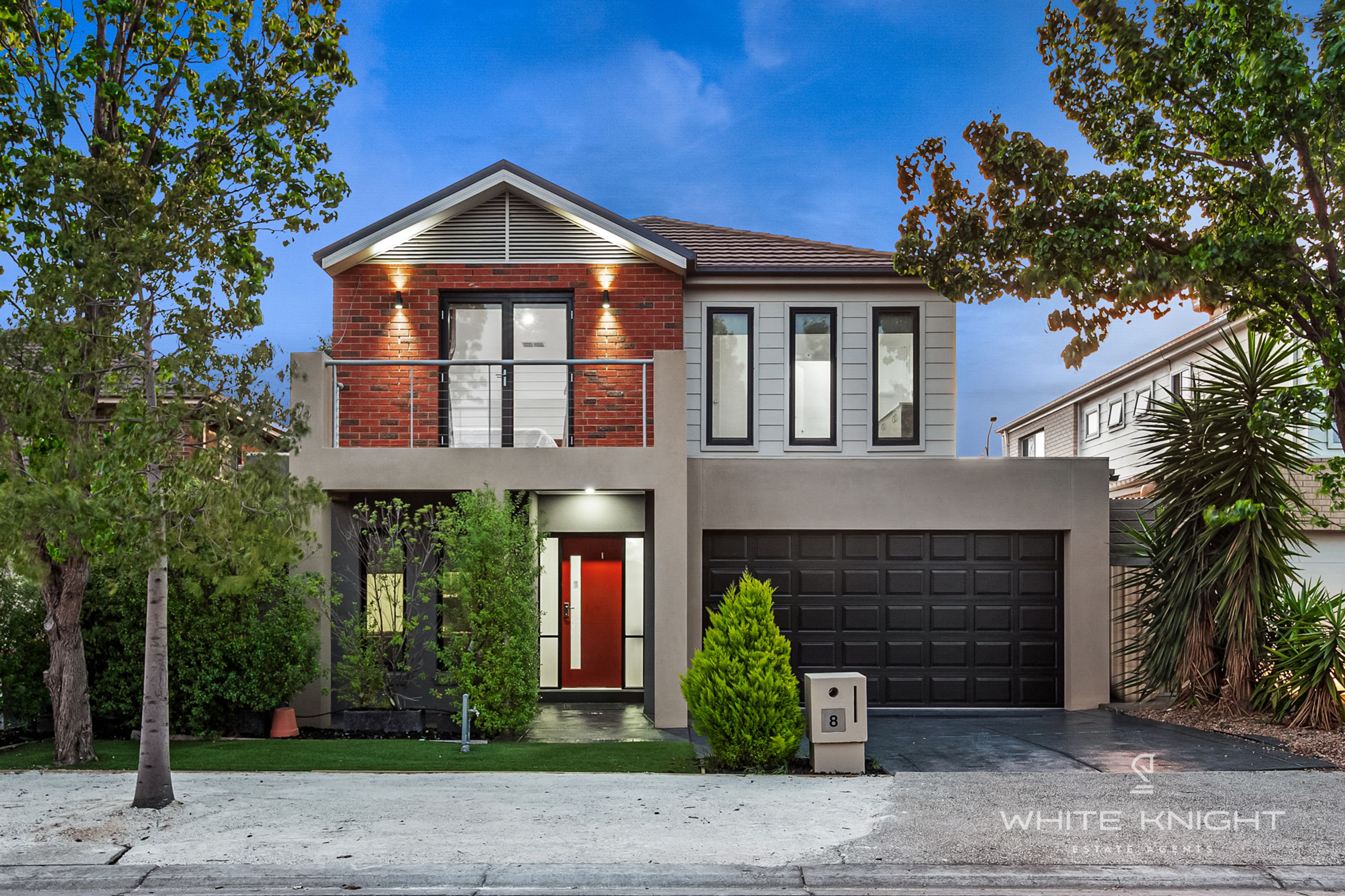 8 Oldis Close, Caroline Springs VIC 3023, Caroline Springs - Thumbnail 2
