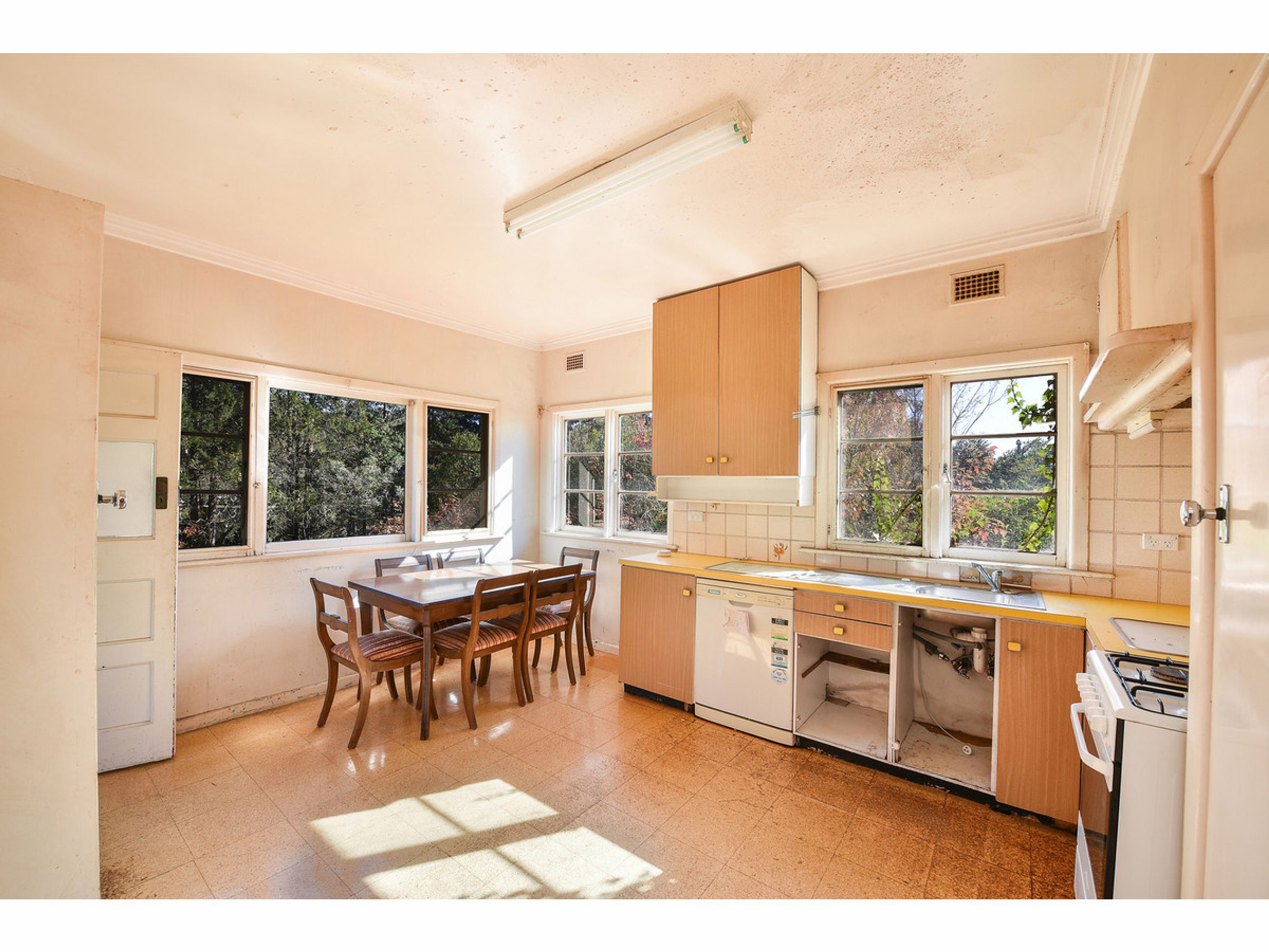 18 Eunoe Street, Katoomba - Thumbnail 5