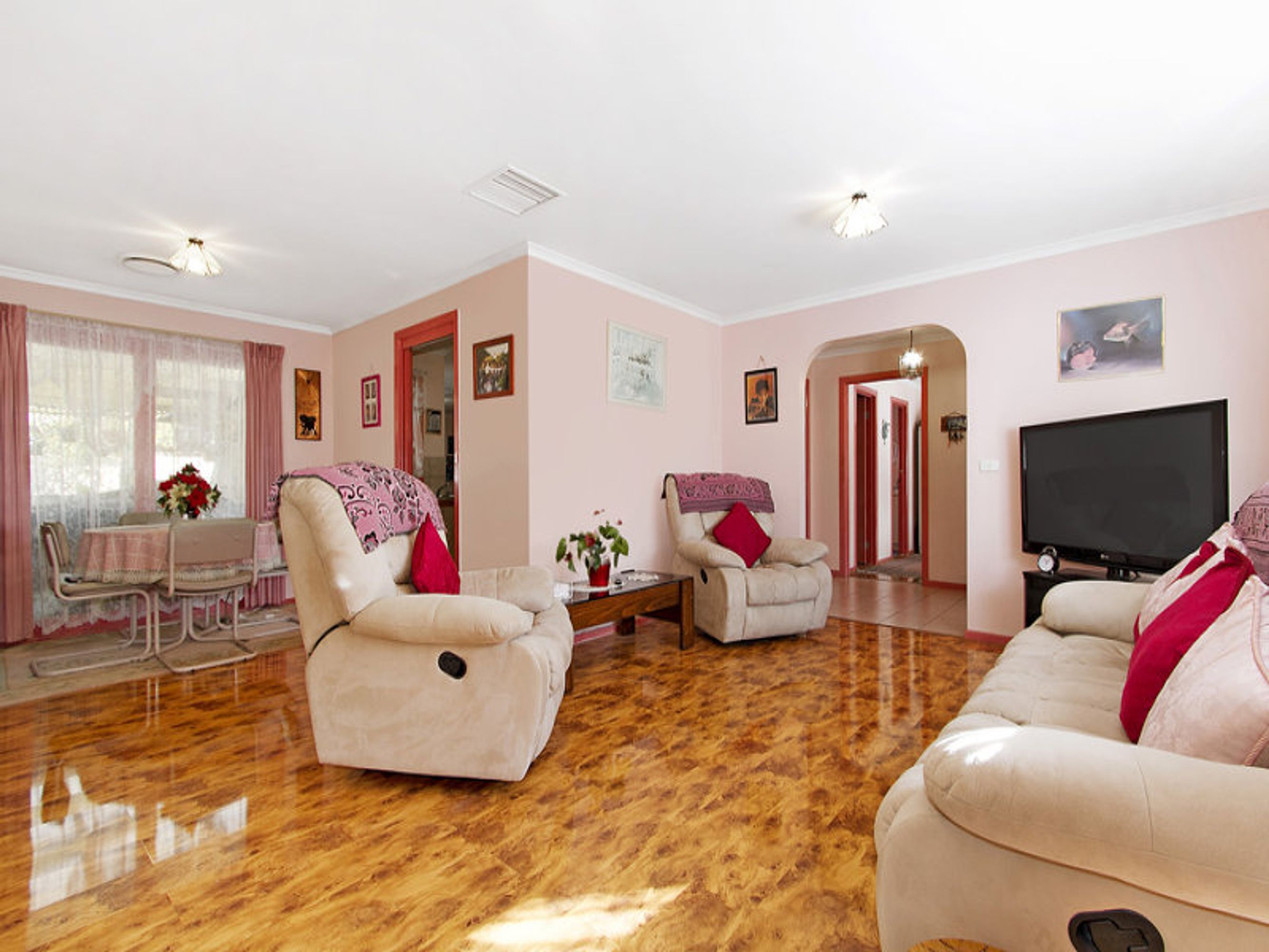 14 Linton Close, Chelsea Heights - Thumbnail 2