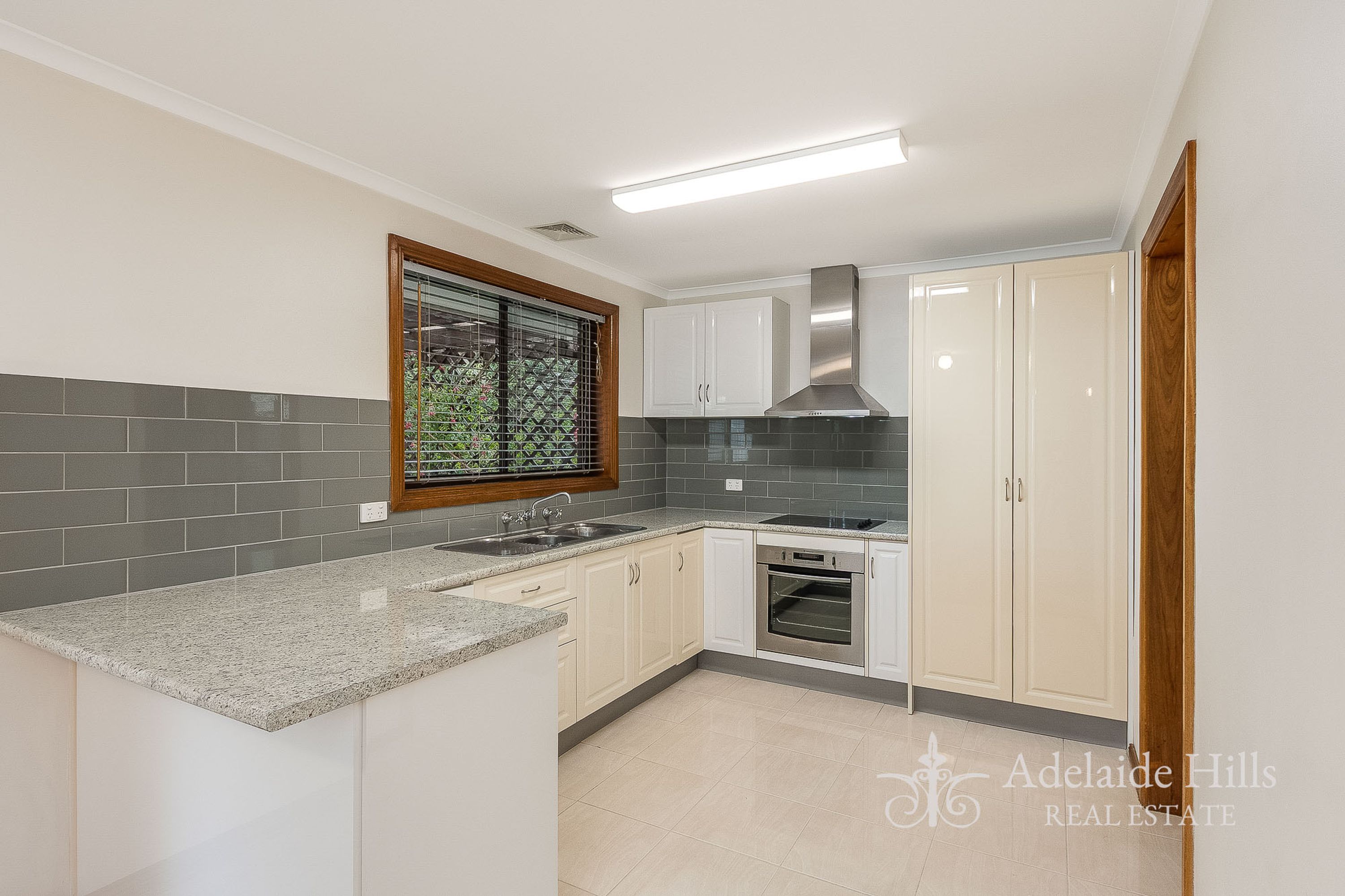 4 Theel Avenue, Birdwood SA 5234, Birdwood - Thumbnail 2