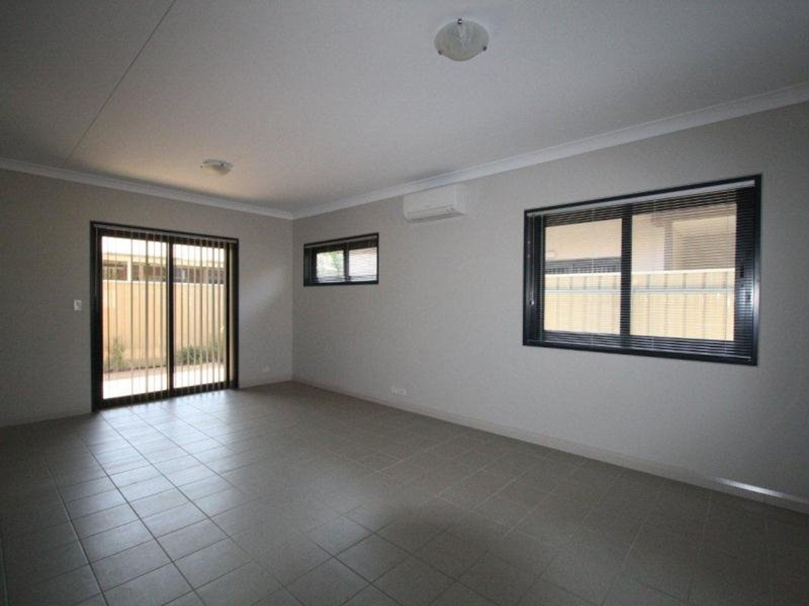 2/28 Somerset Crescent, South Hedland, South Hedland - Thumbnail 3