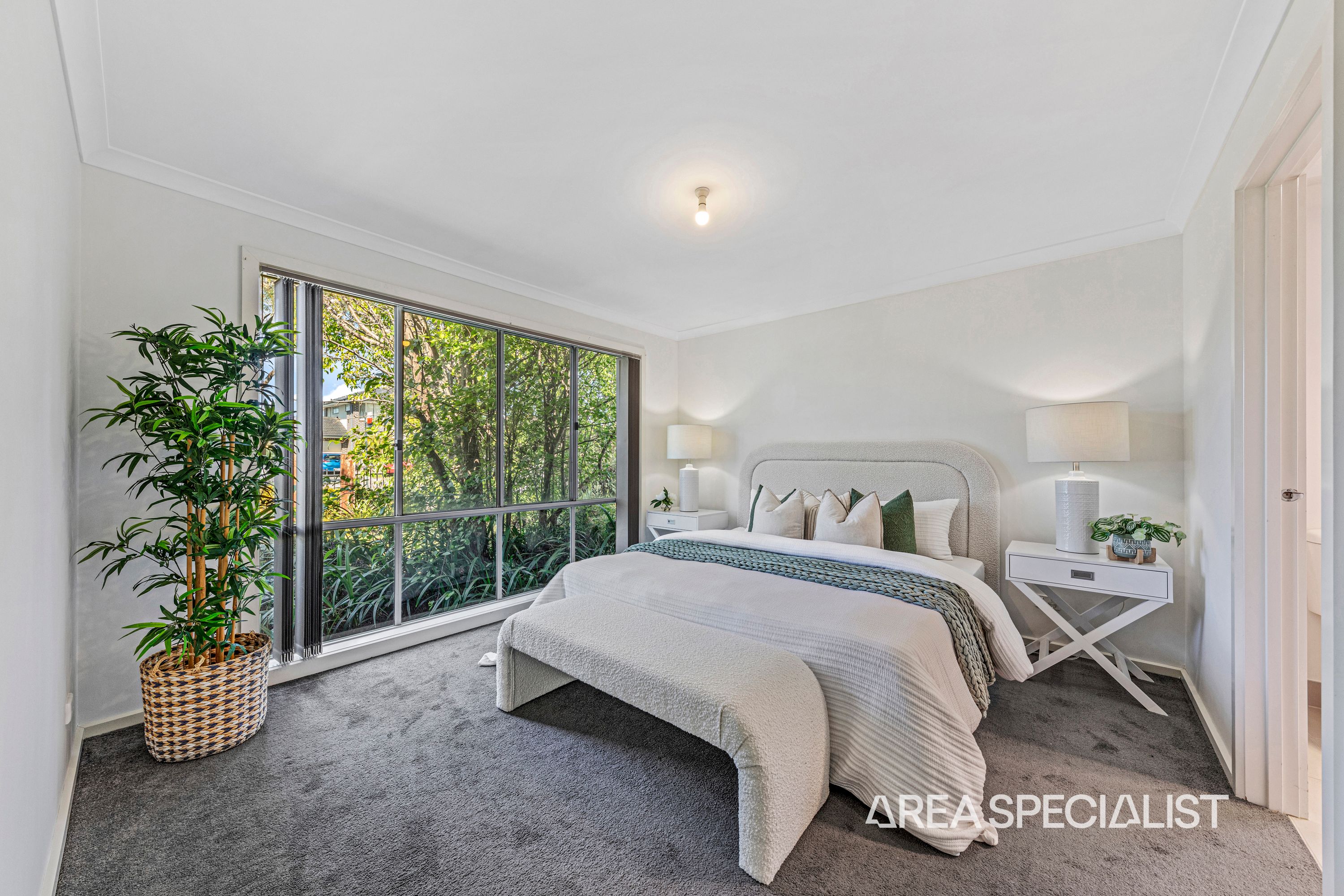 140 Webster Way, Pakenham - Thumbnail 4