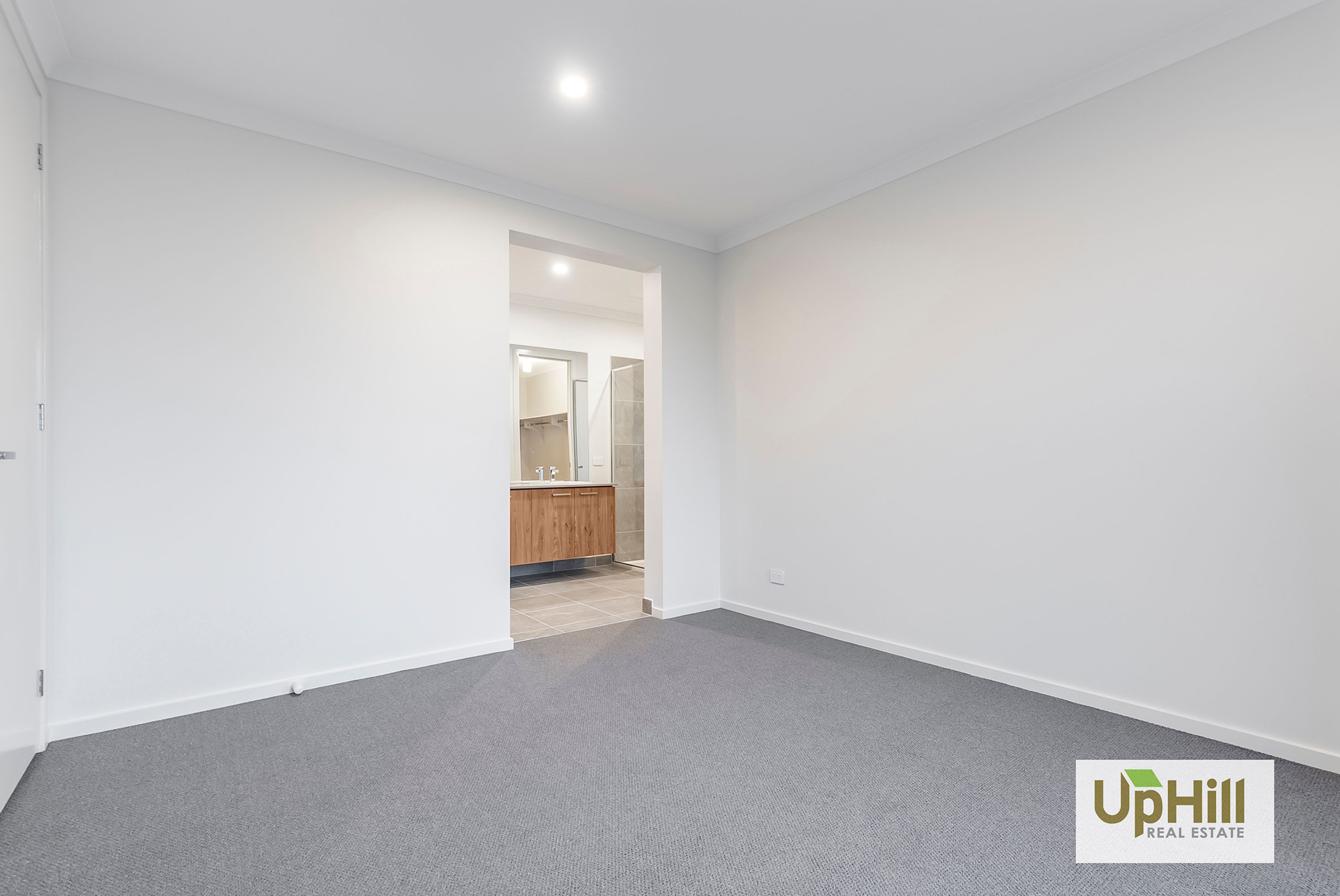 13 Nightfall Avenue, Clyde North - Thumbnail 5