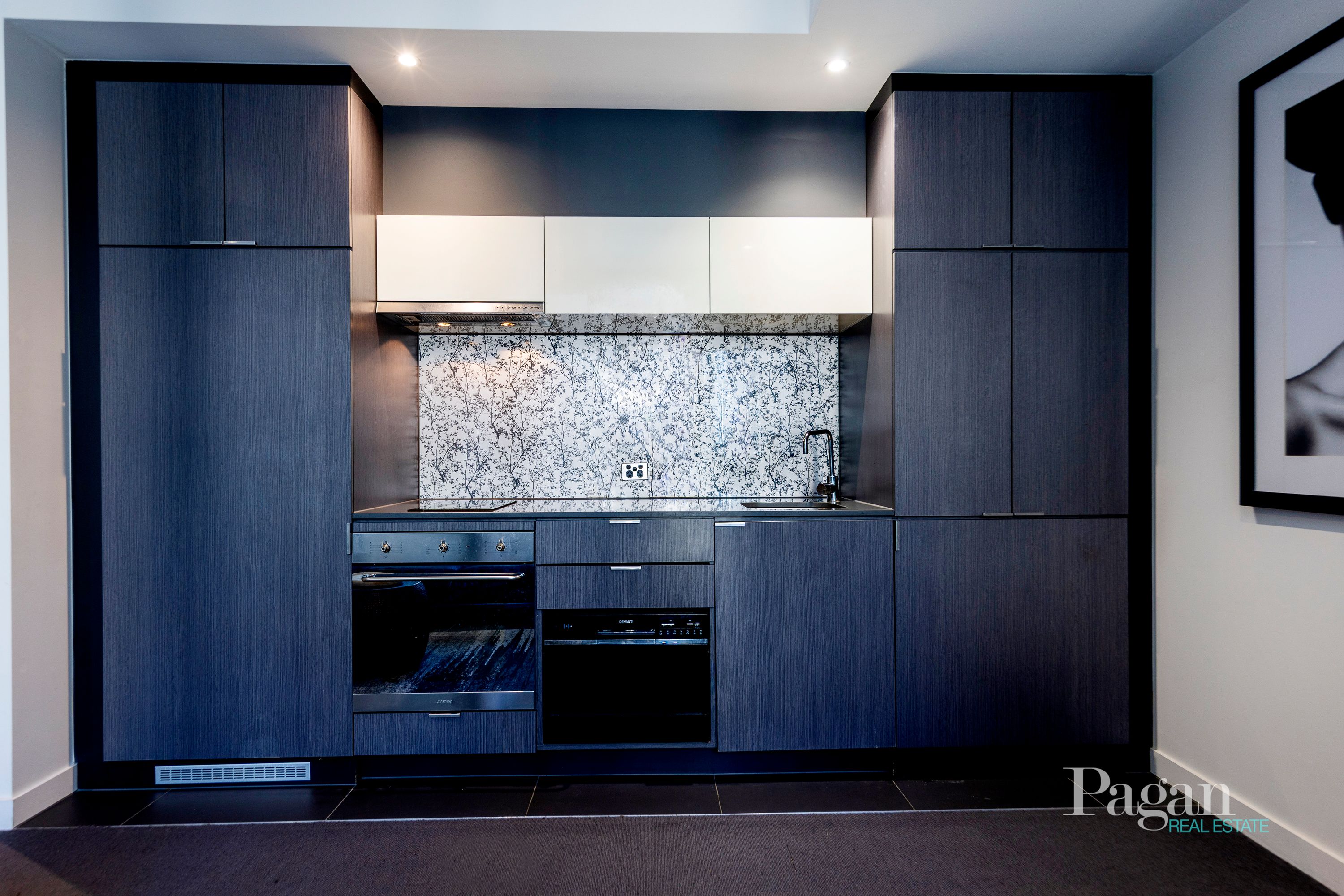 1311/135 City Road, Southbank - Thumbnail 4