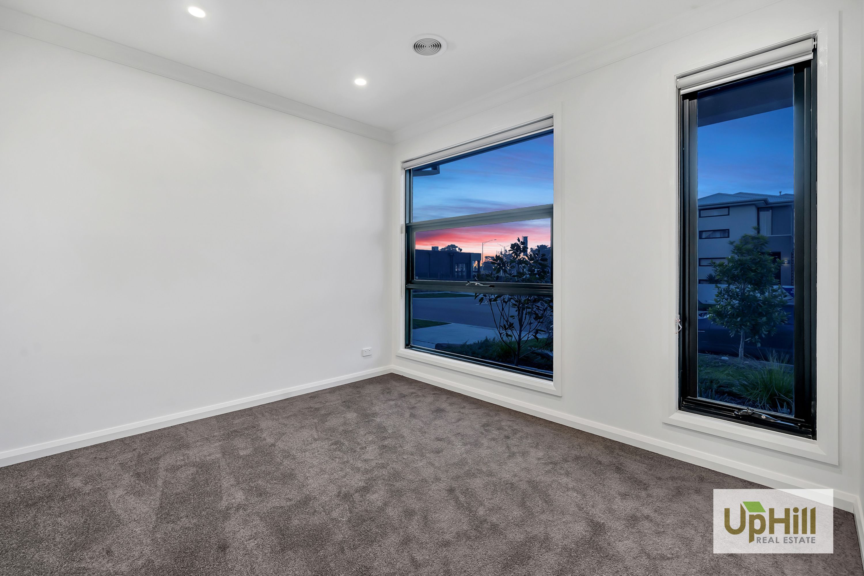 6 Observatory Street, Clyde North - Thumbnail 2