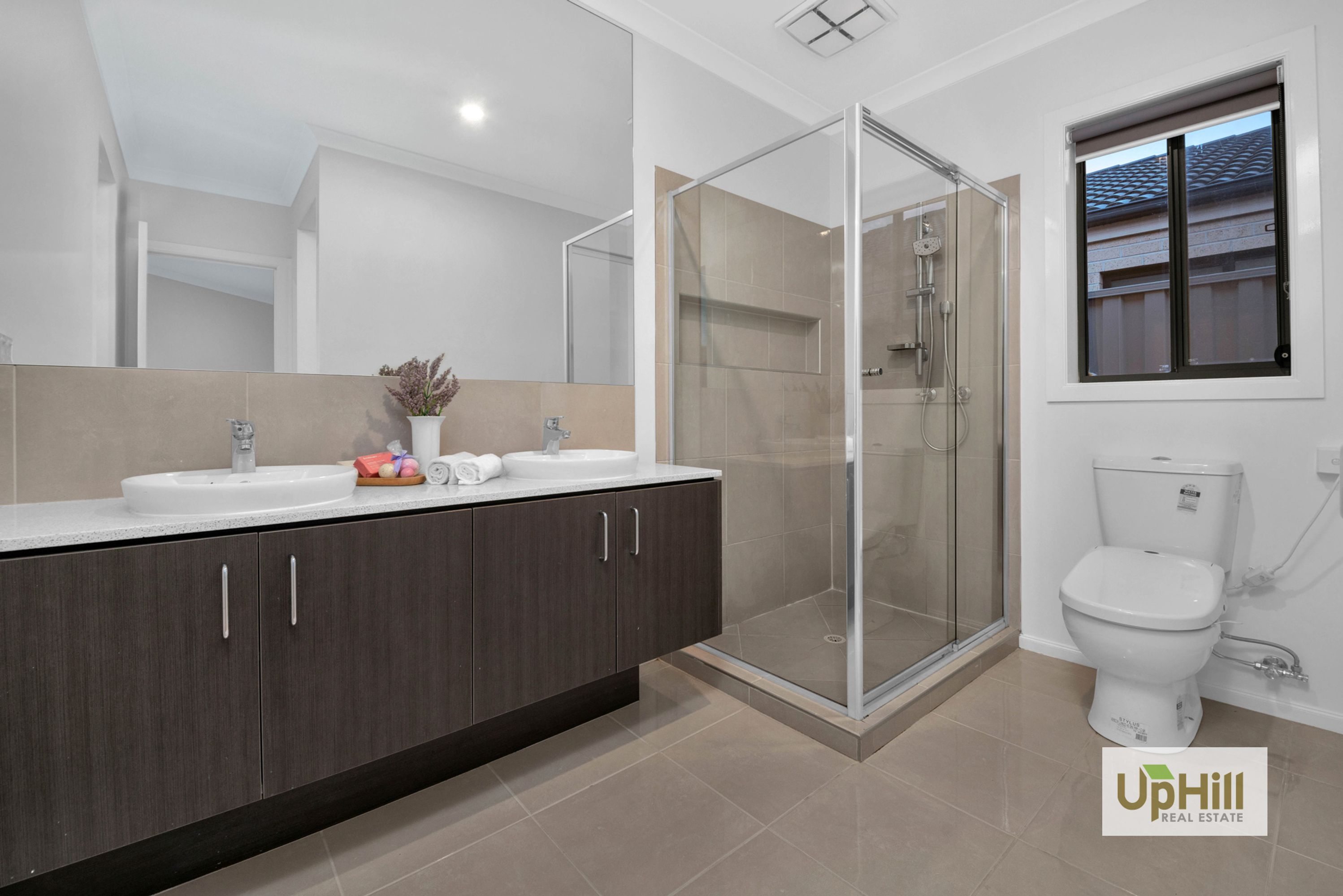 16 Tattle Grove, Cranbourne East - Thumbnail 5