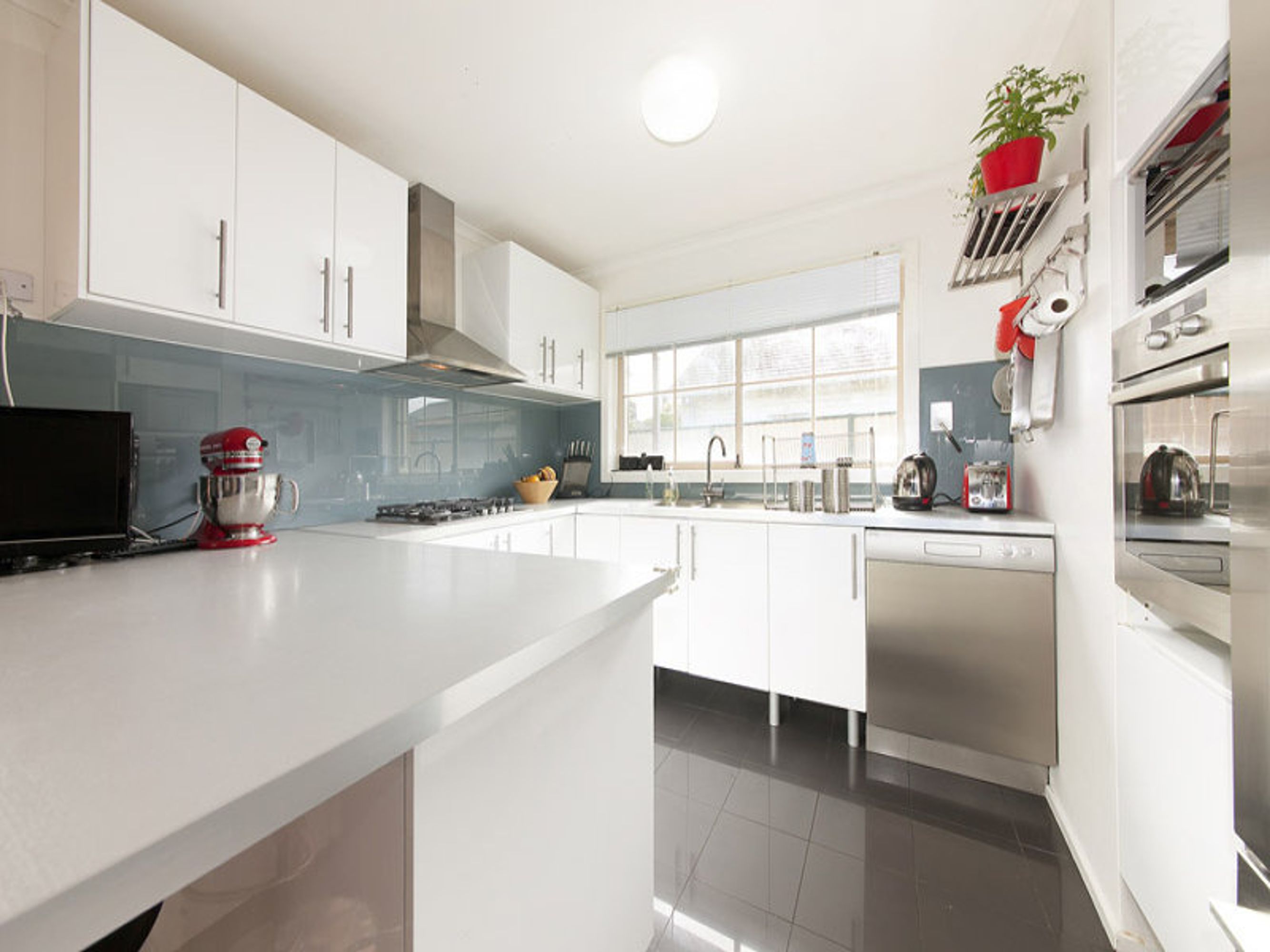 15 Kelvin Grove, Springvale - Thumbnail 4