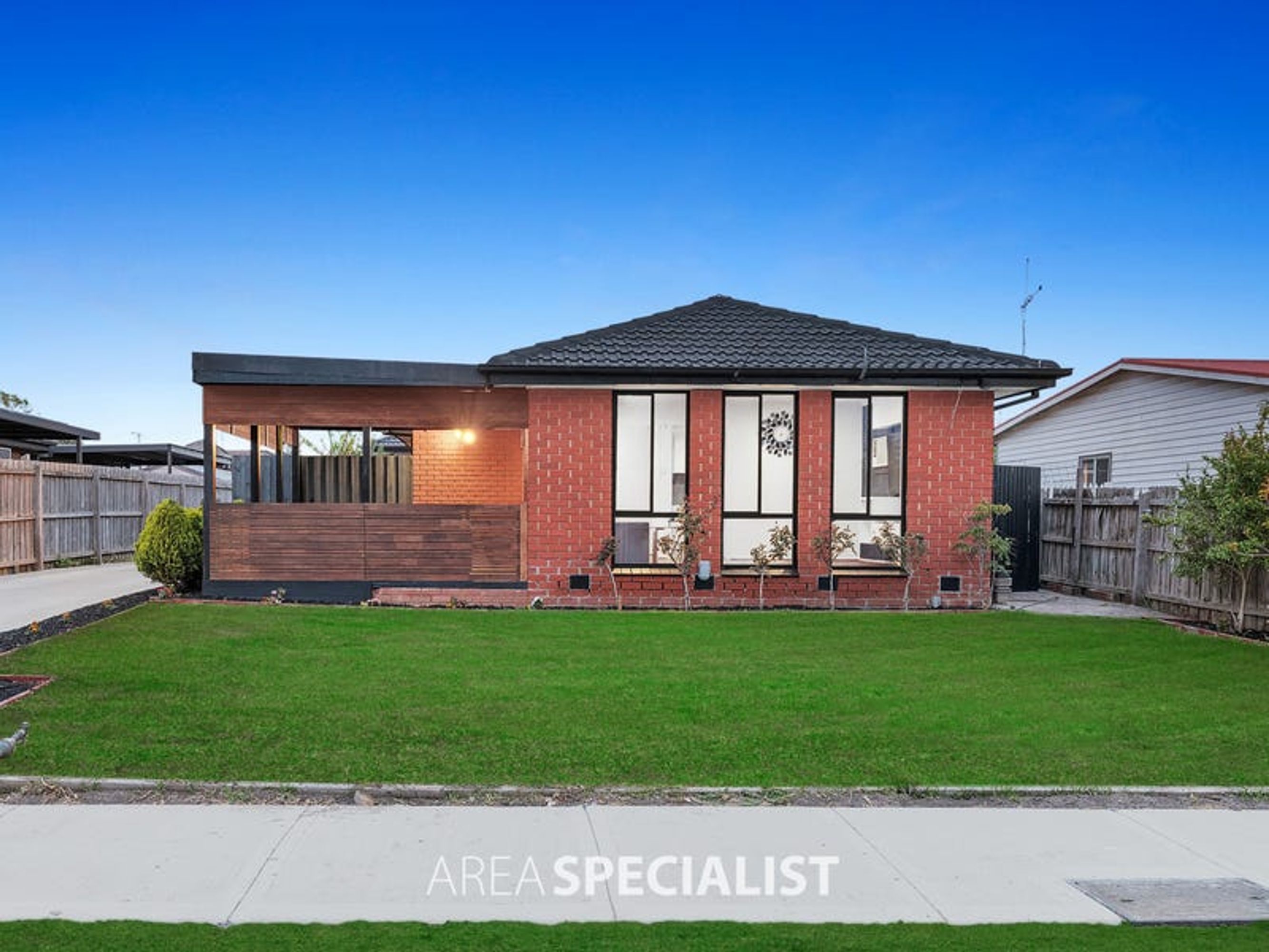 1/8 Ardmore Street, Cranbourne, VIC 3977