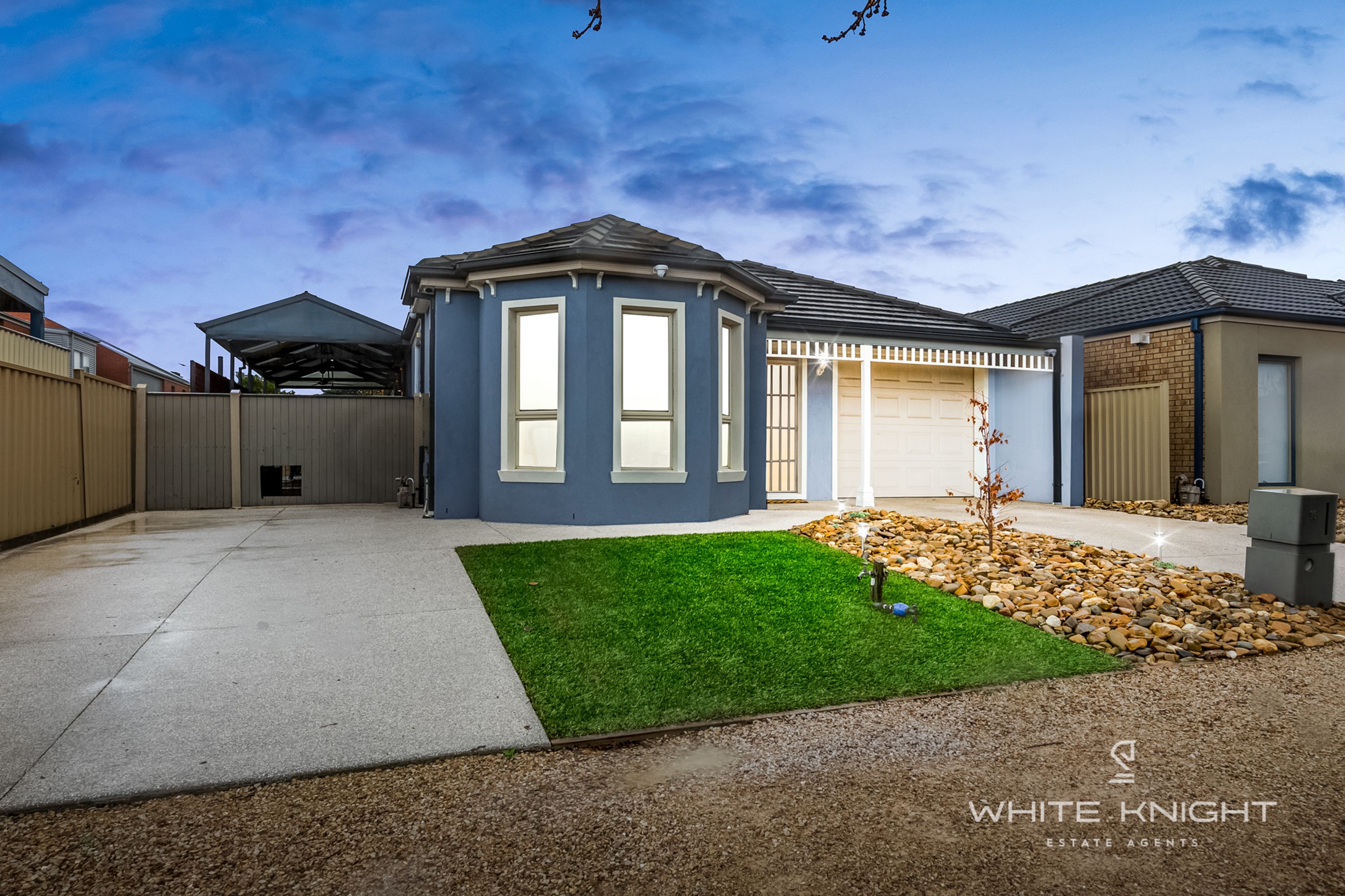 13 Studley Park Way, Caroline Springs VIC 3023, Caroline Springs - Thumbnail 2