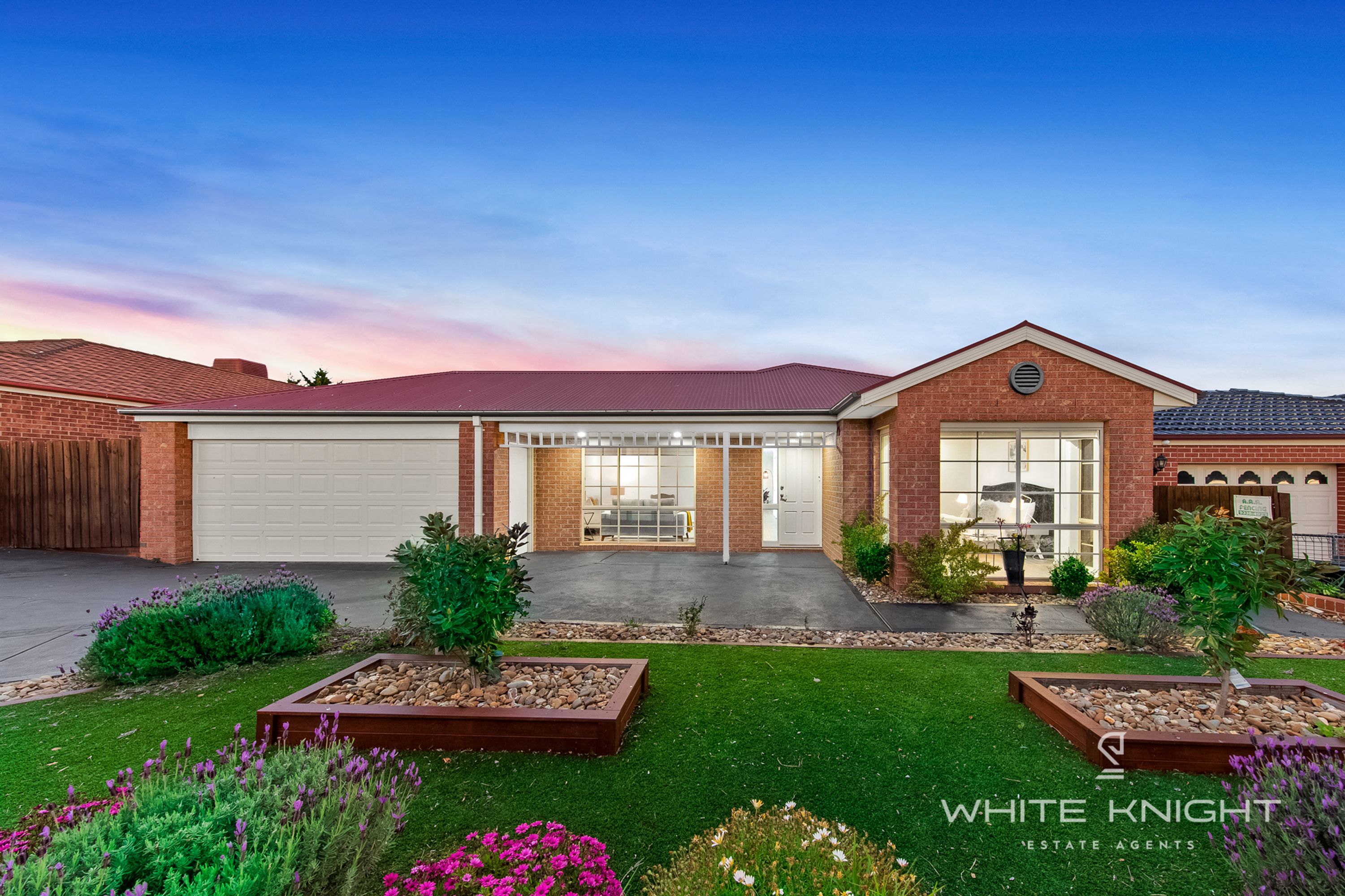 30 Jindabyne Avenue, Taylors Hill - Thumbnail 2