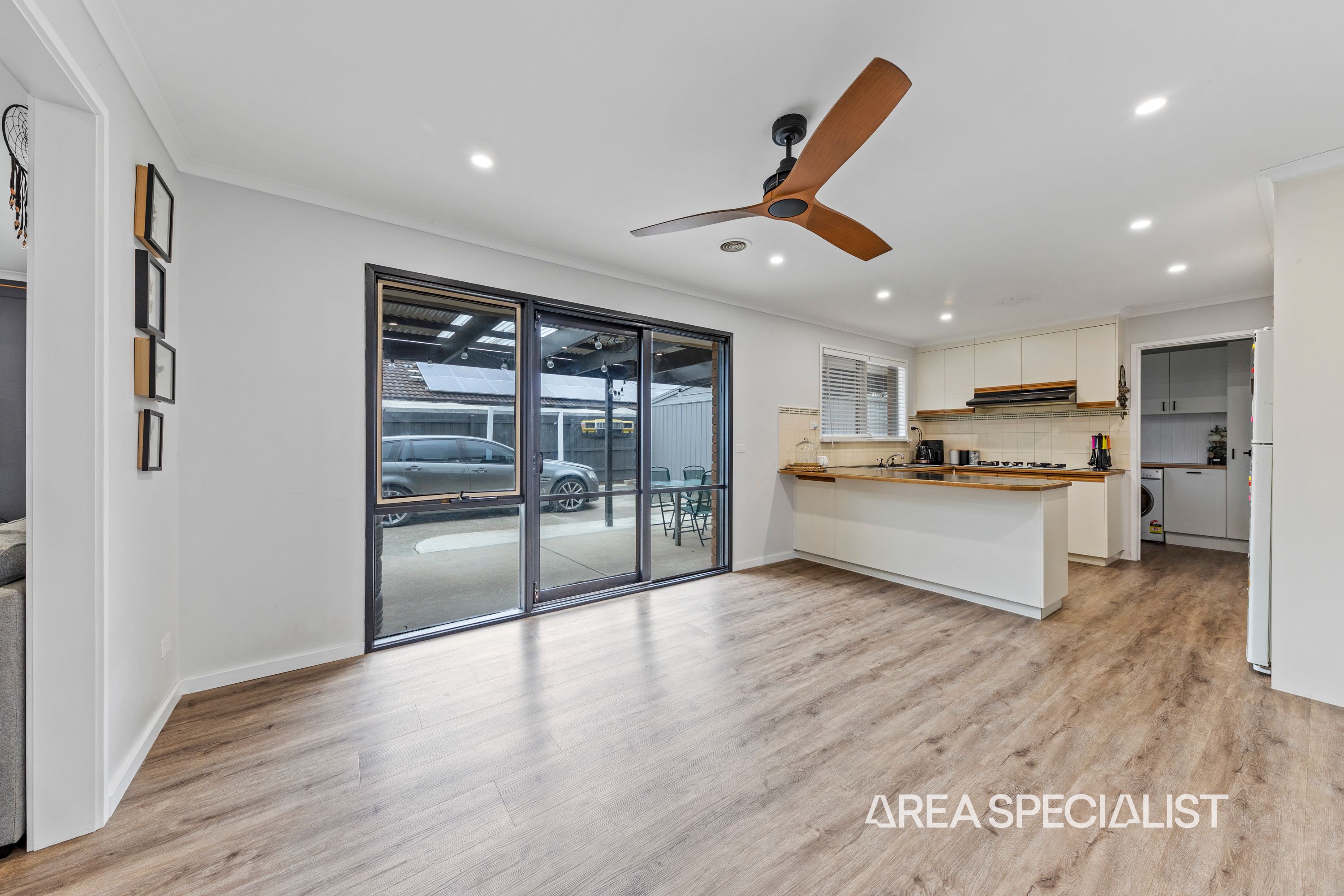 15 Dunbarton Drive, Pakenham - Thumbnail 8