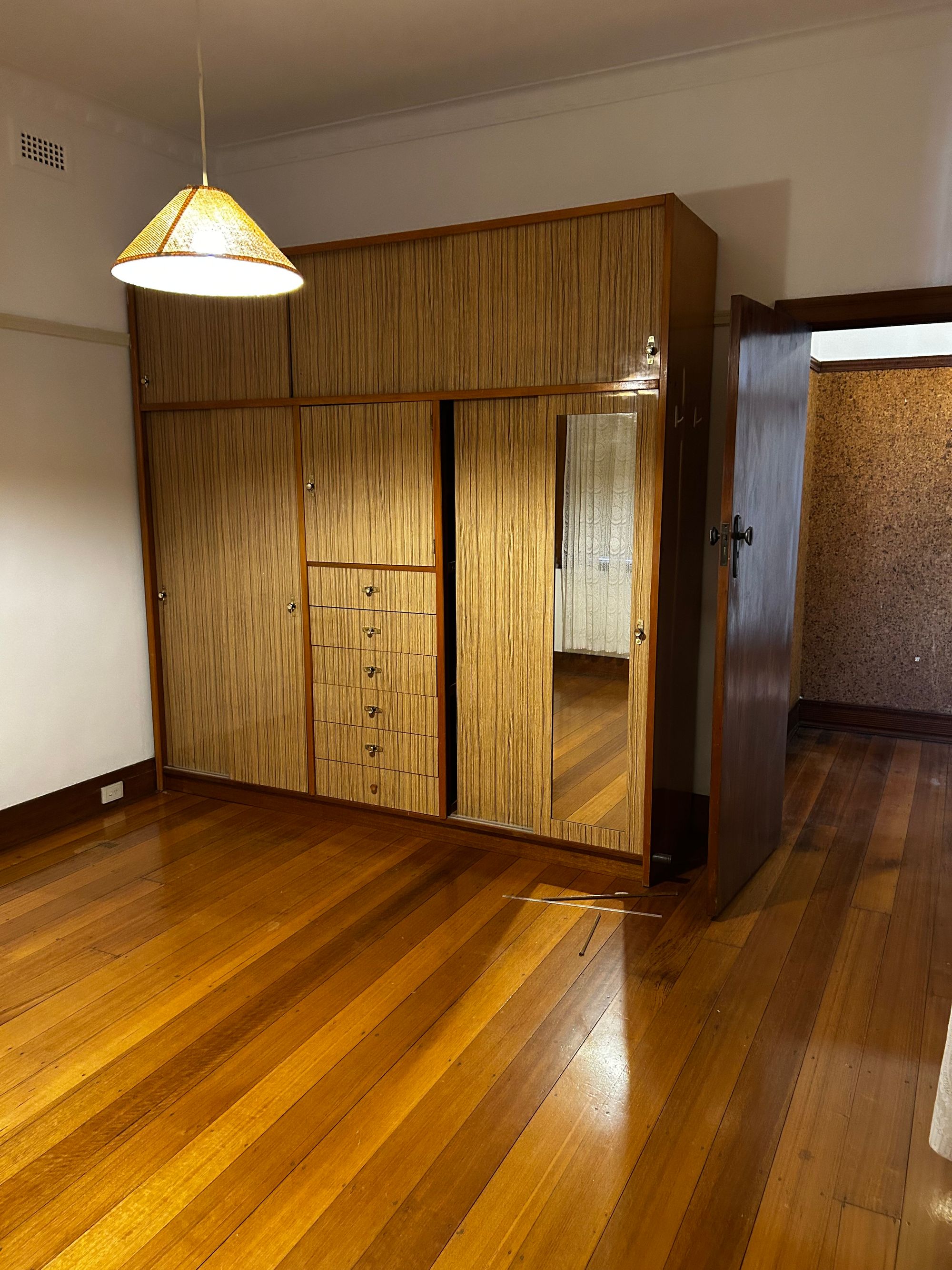 12 Chapman Street, Sunshine - Thumbnail 7