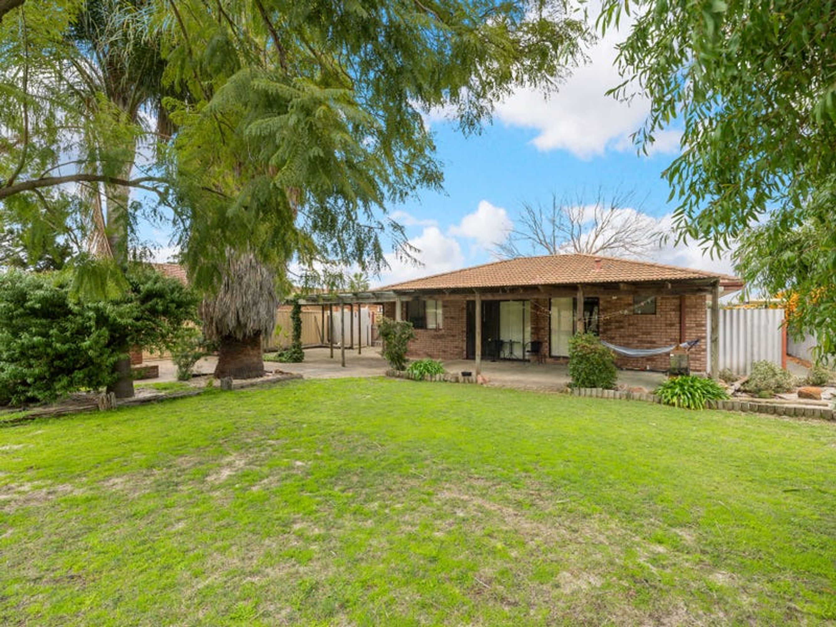 43 Dwyer Crescent