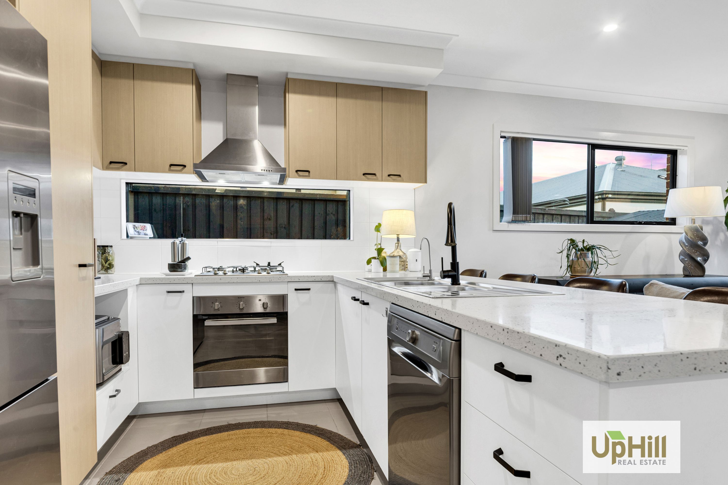 41 Barley Crescent, Clyde North - Thumbnail 3