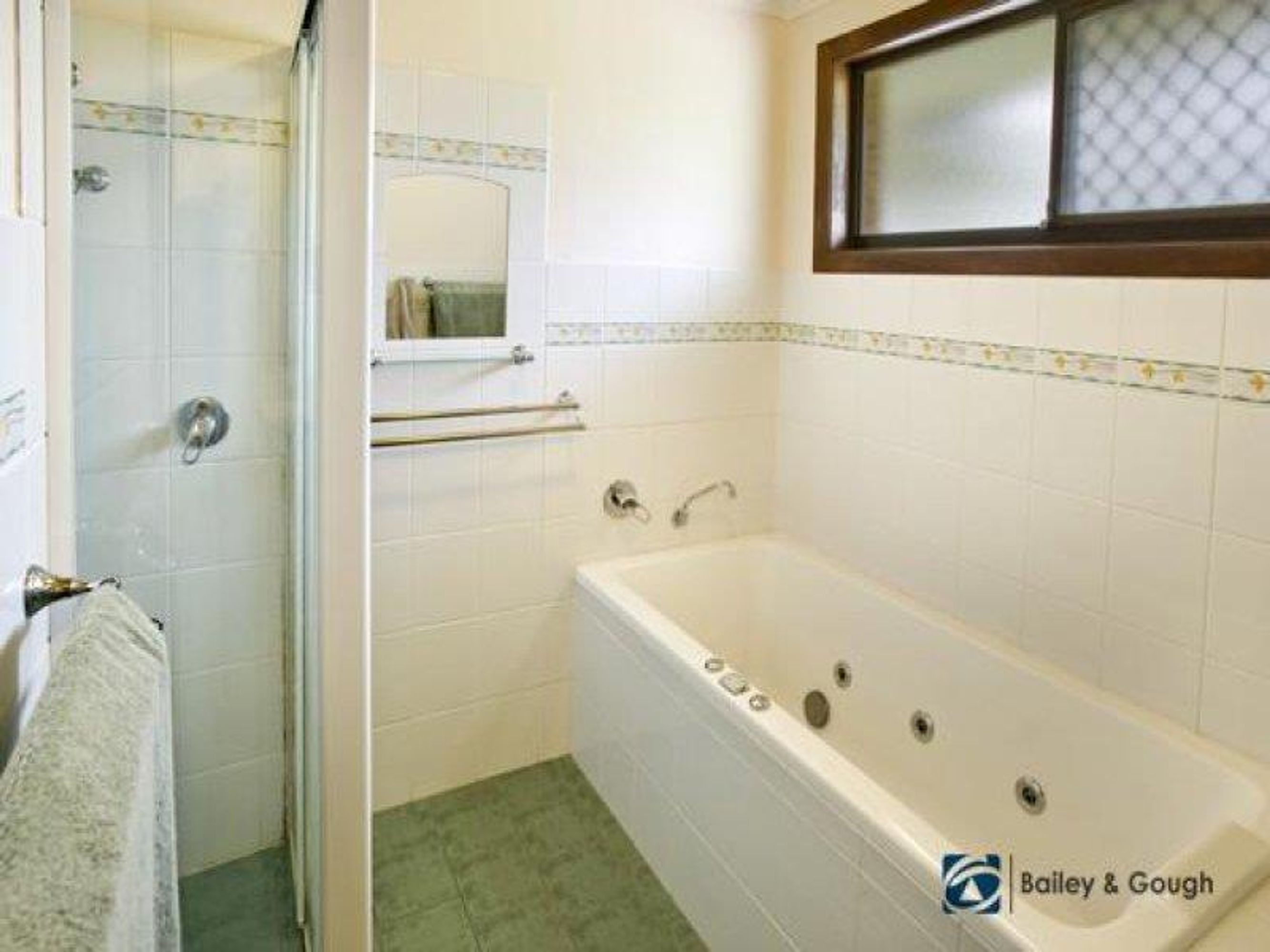 12 Greenfields Drv, Junction Hill - Thumbnail 6